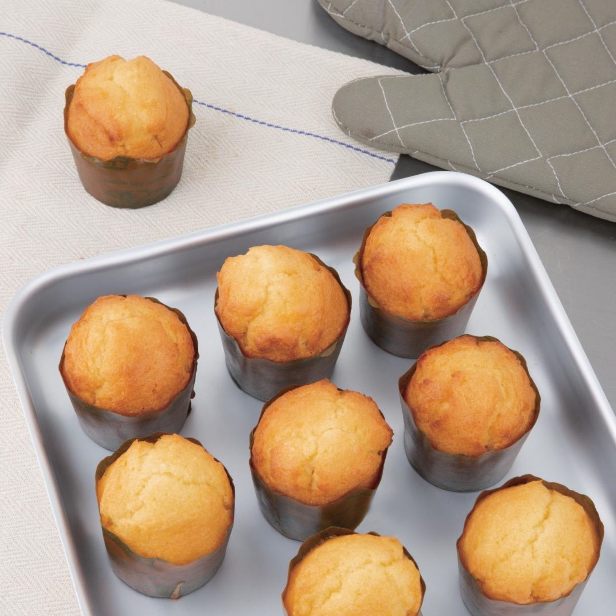 Picture of Vogue Aluminium Bakewell Pan 370mm