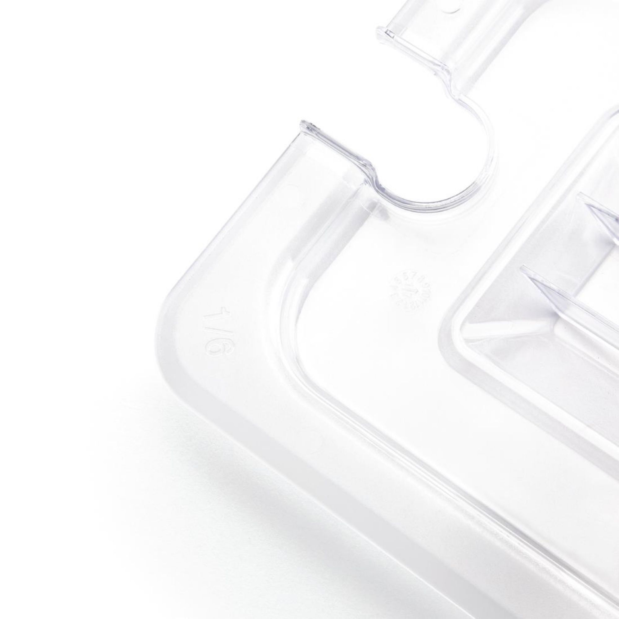 Picture of Vogue Polycarbonate 1/6 Gastronorm Lid Notched