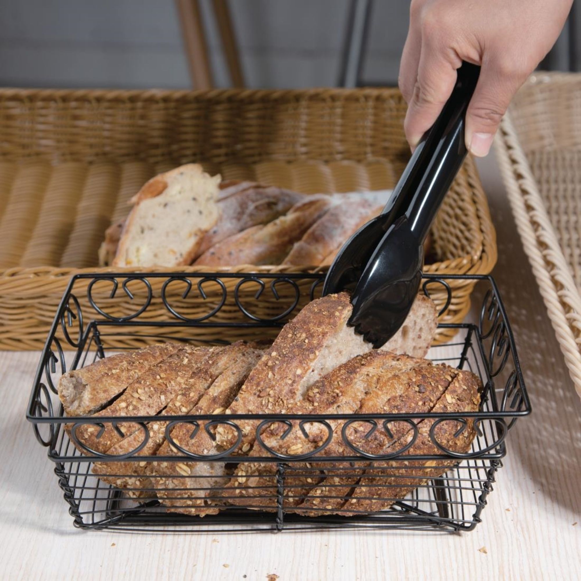 Picture of Vogue Food Tongs 9"