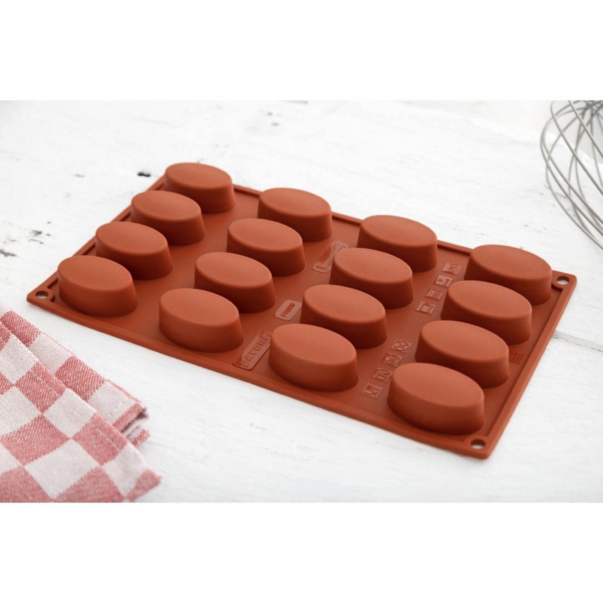 Picture of Pavoni Formaflex Silicone Oval Mould 16 Cup