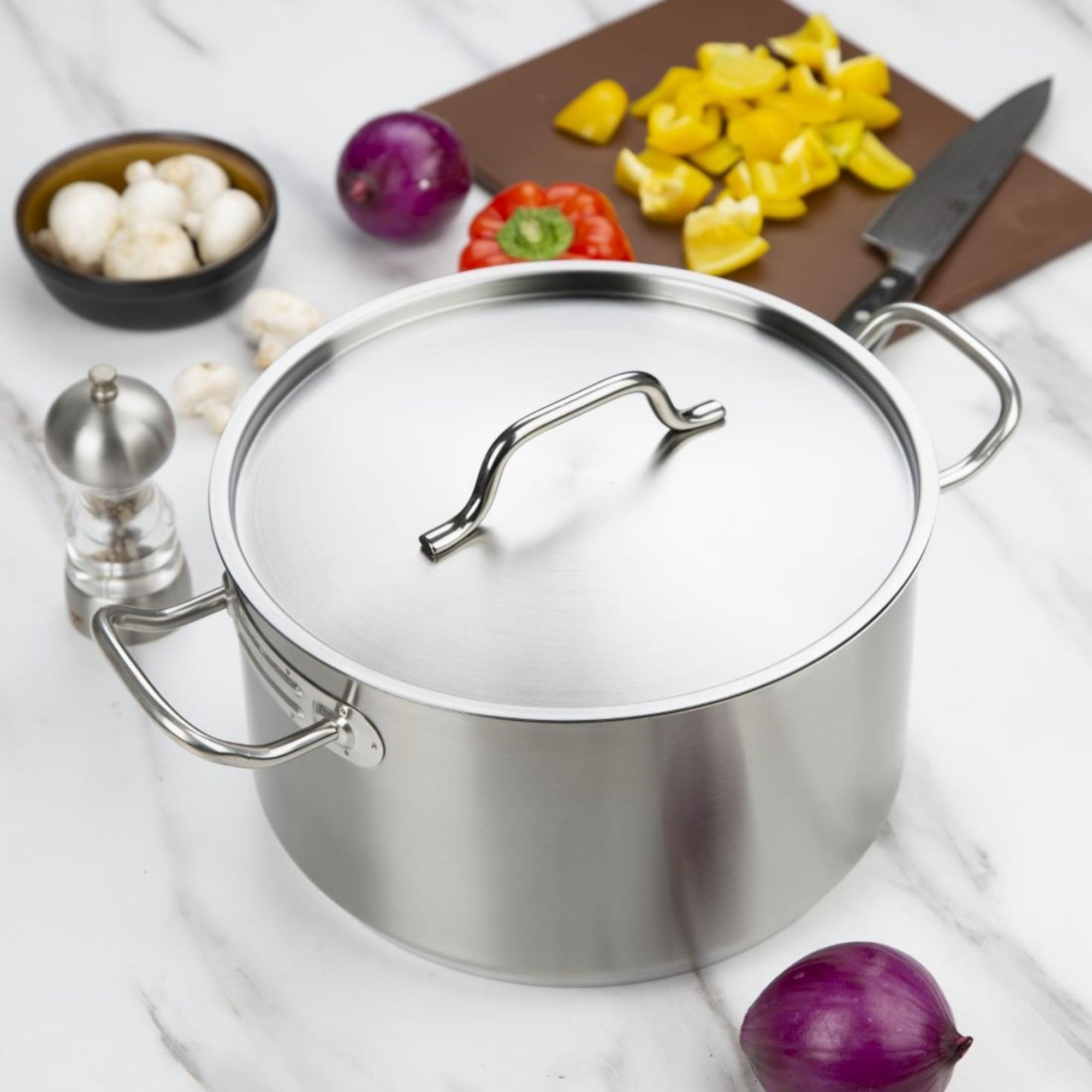 Picture of Vogue Stainless Steel Saucepan Lid 28cm