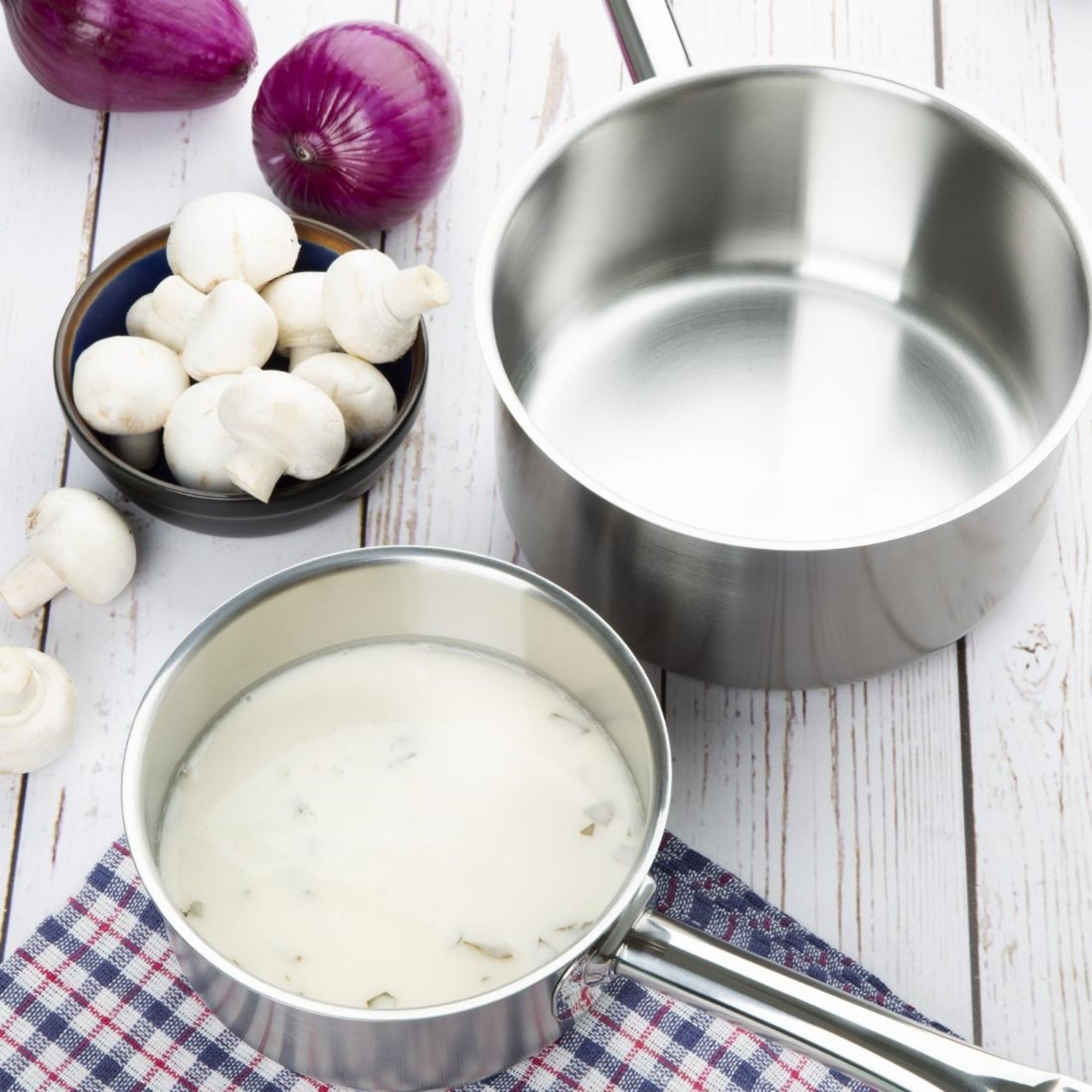 Picture of Vogue Stainless Steel Saucepan 16cm