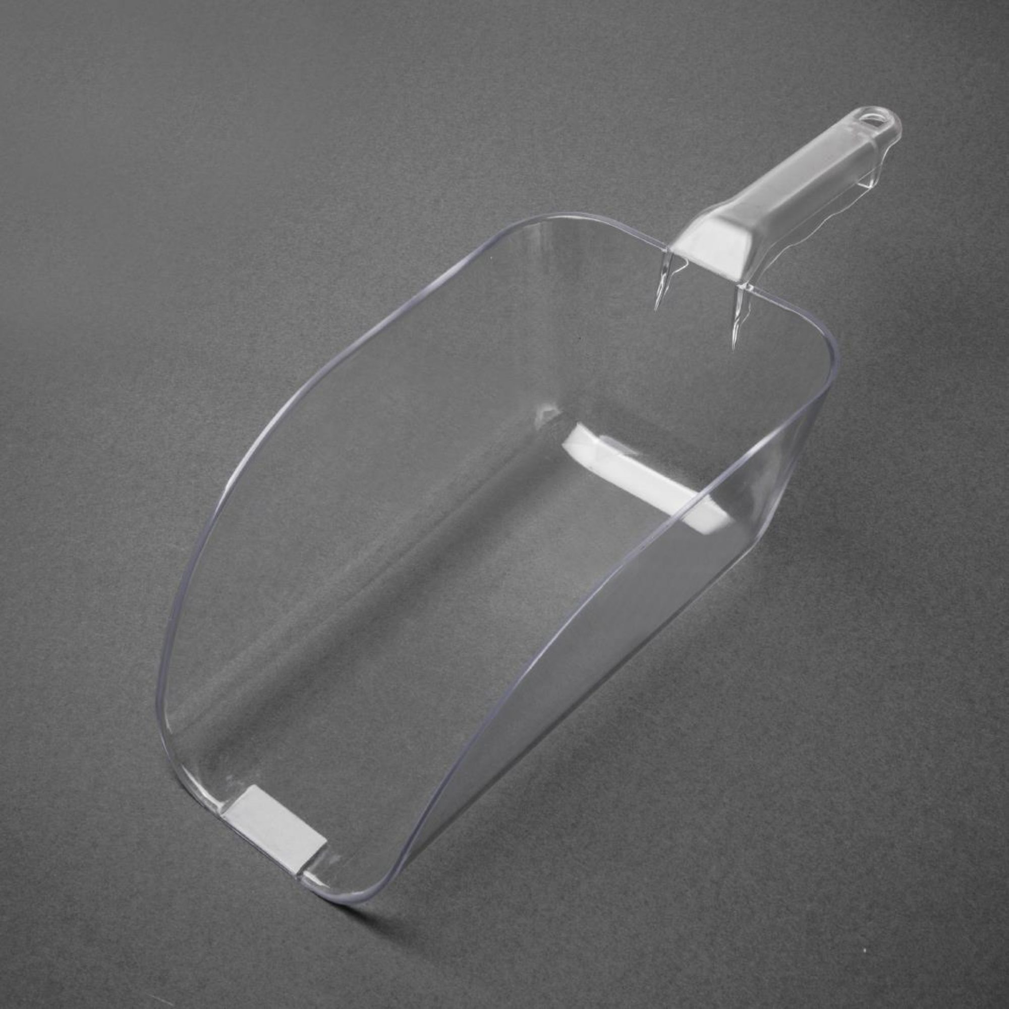 Picture of Vogue Polycarbonate Scoop 1.9Ltr