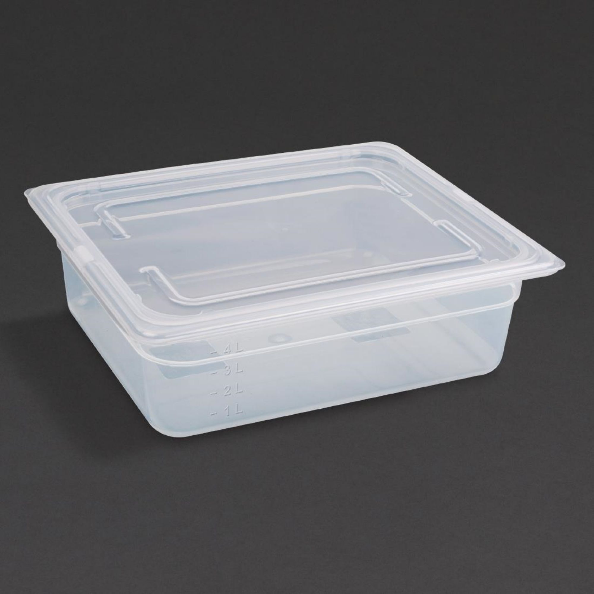 Picture of Vogue Polypropylene 1/2 Gastronorm Container with Lid 100mm (4 pack) - GJ515