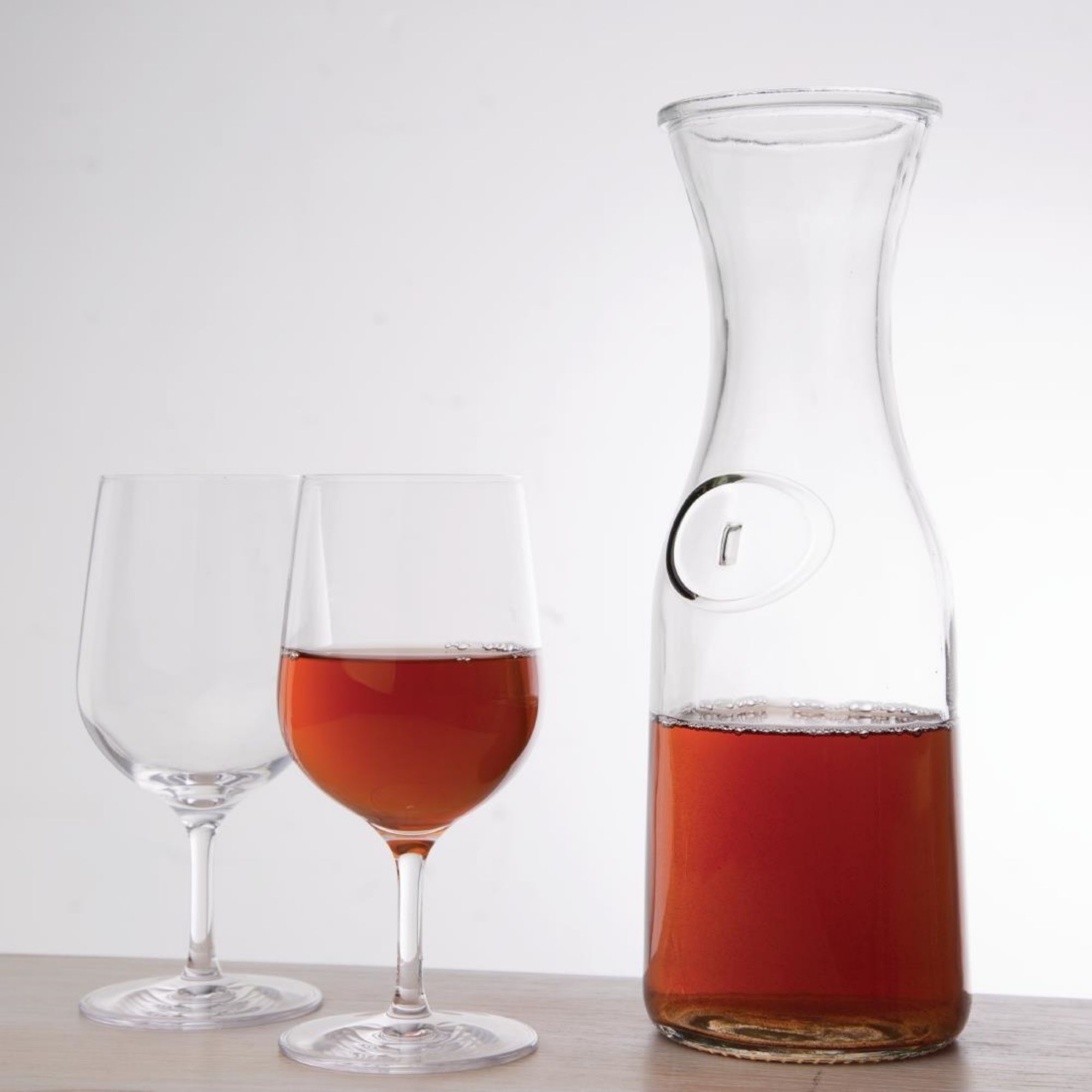 Picture of Olympia Glass Carafe 1Ltr (Pack of 6)