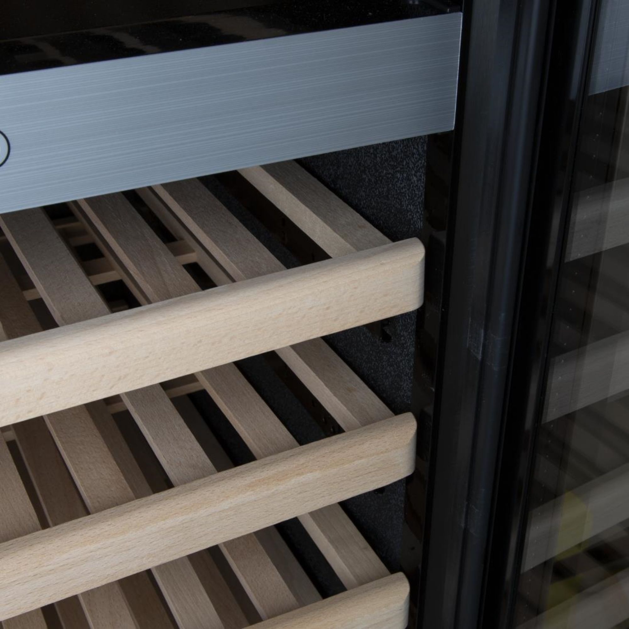 Picture of Polar G-Series Dual Zone Wine Fridge 126 Bottle