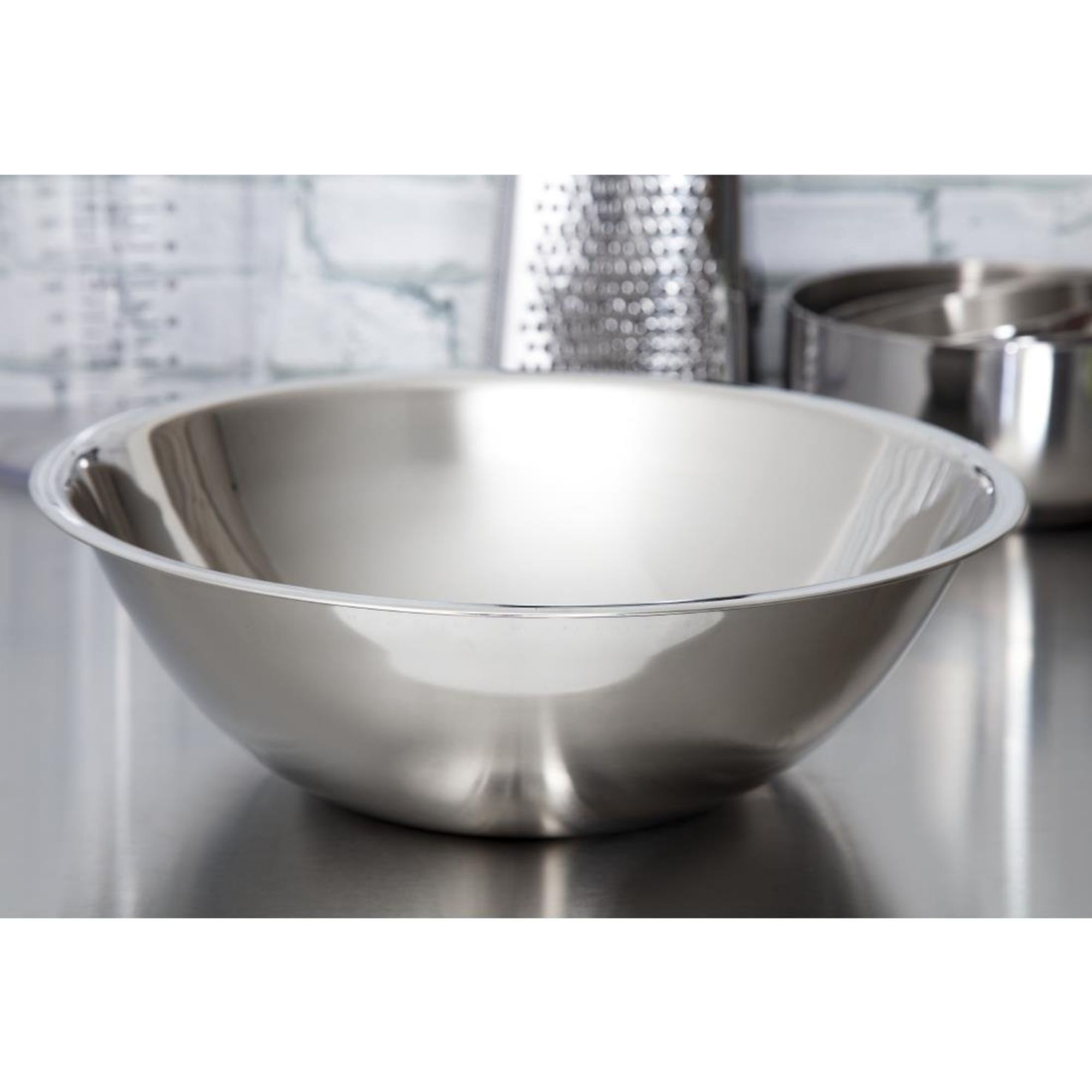 Picture of Vogue Stainless Steel Mixing Bowl 4.8Ltr