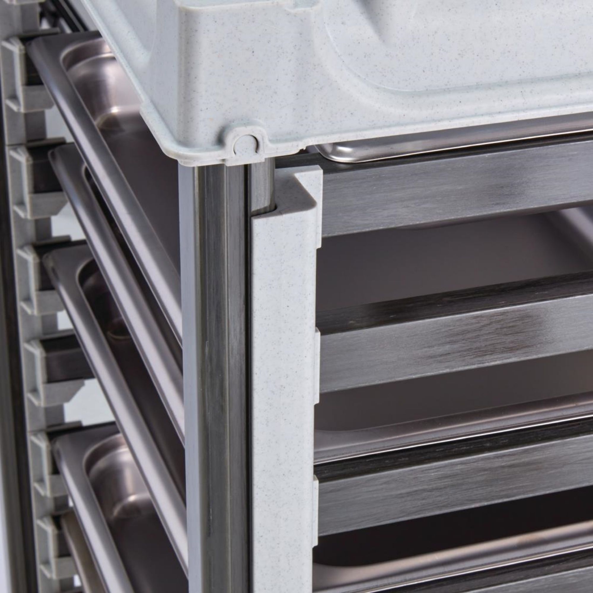 Picture of Cambro 1/1 Gastronorm Trolley 9 Tray Capacity Short