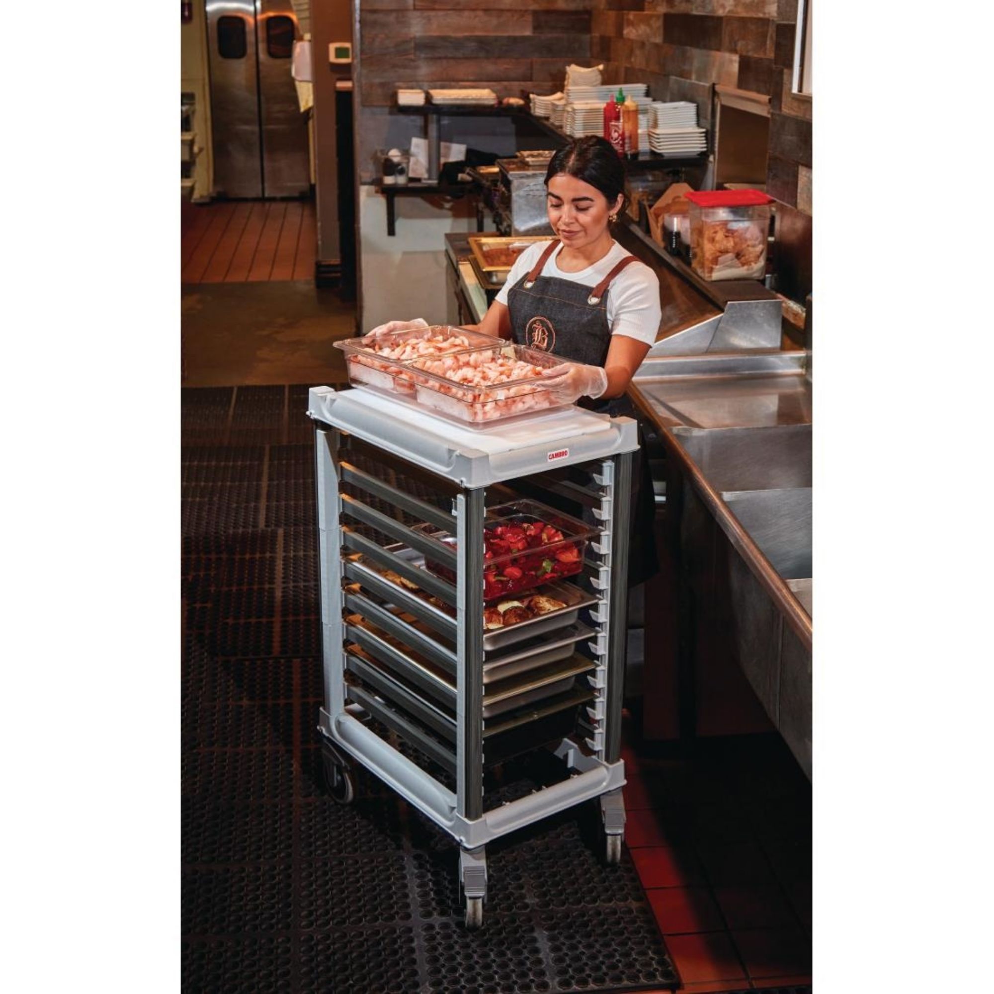 Picture of Cambro 1/1 Gastronorm Trolley 9 Tray Capacity Short
