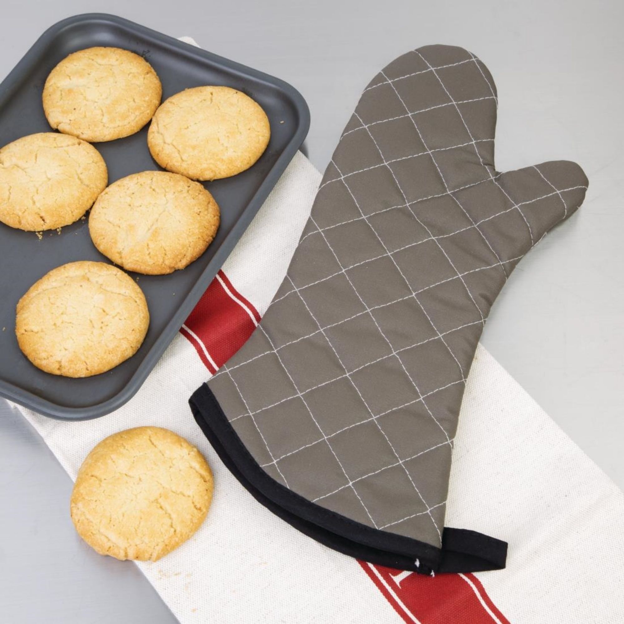 Picture of Vogue Flame Retardant Tan Oven Mitt 17"