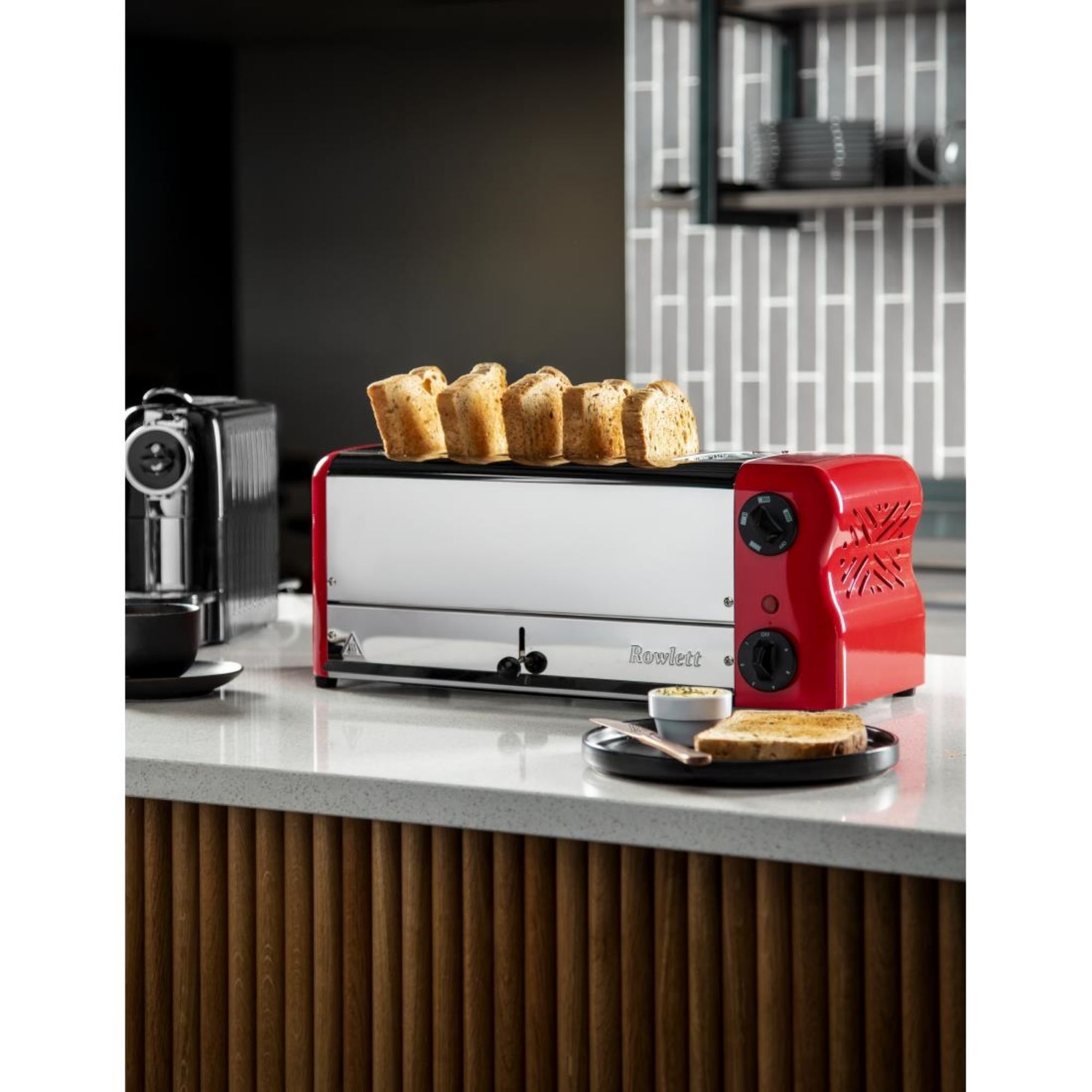 Picture of Rowlett Esprit 6 Slot Toaster Traffic Red w/2x Additional Elements & Sandwich Cage