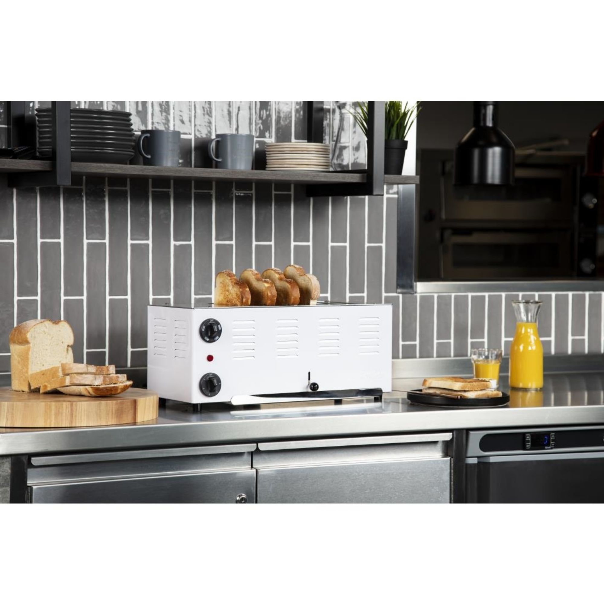 Picture of Rowlett Regent 6 Slot Toaster White with 2x Additional Elements