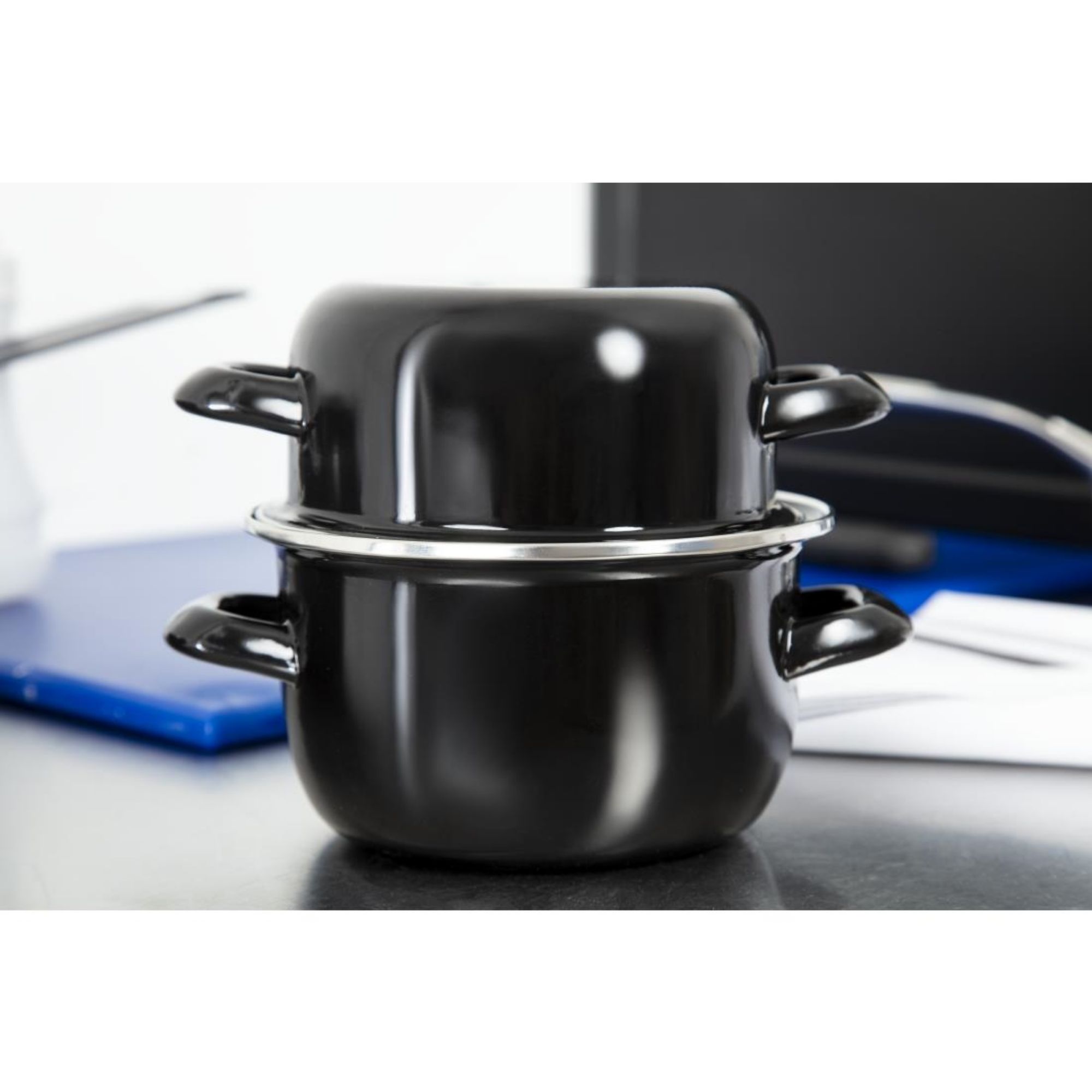 Picture of Olympia Mussel Pot Enamel Small