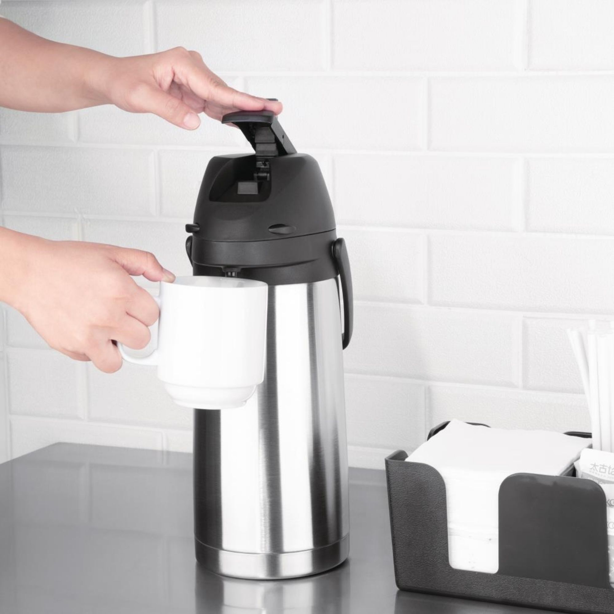 Picture of Nisbets Essentials Lever Action Airpot Double Wall 1.9Ltr