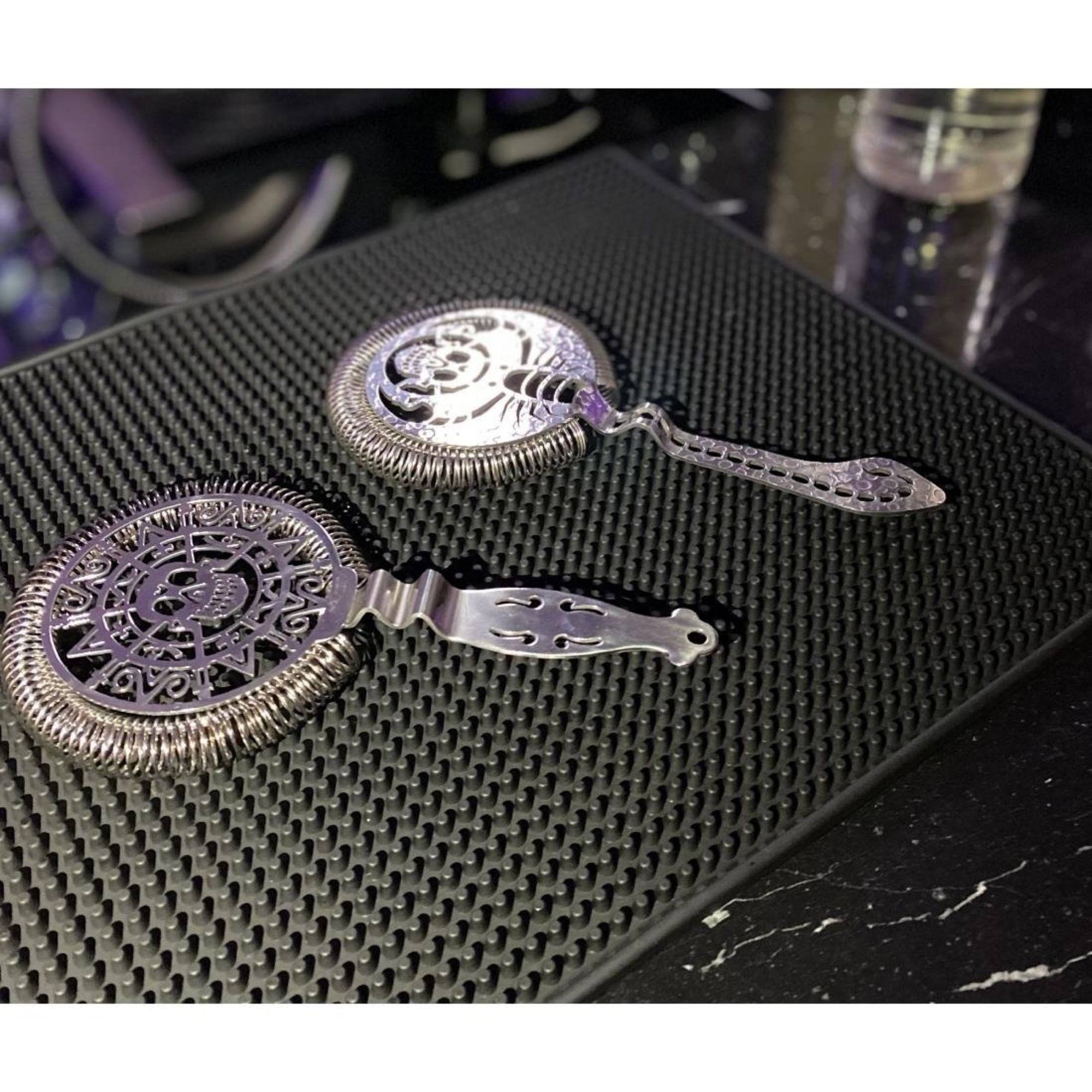 Picture of Beaumont Stainless Steel Skull Throwing Strainer