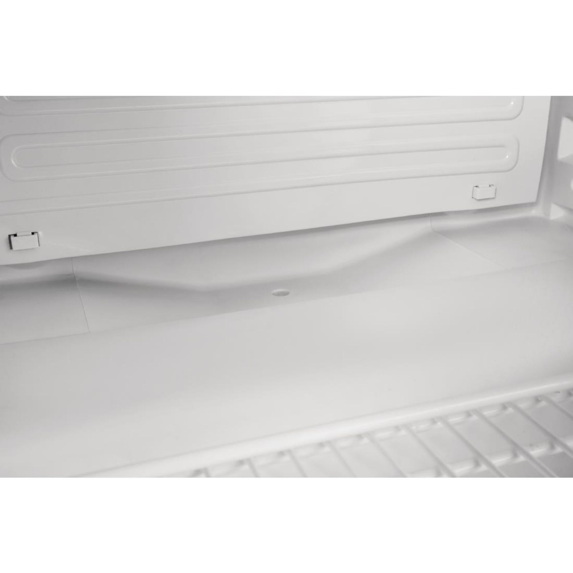 Picture of Polar C-Series Under Counter Display Fridge 150Ltr White
