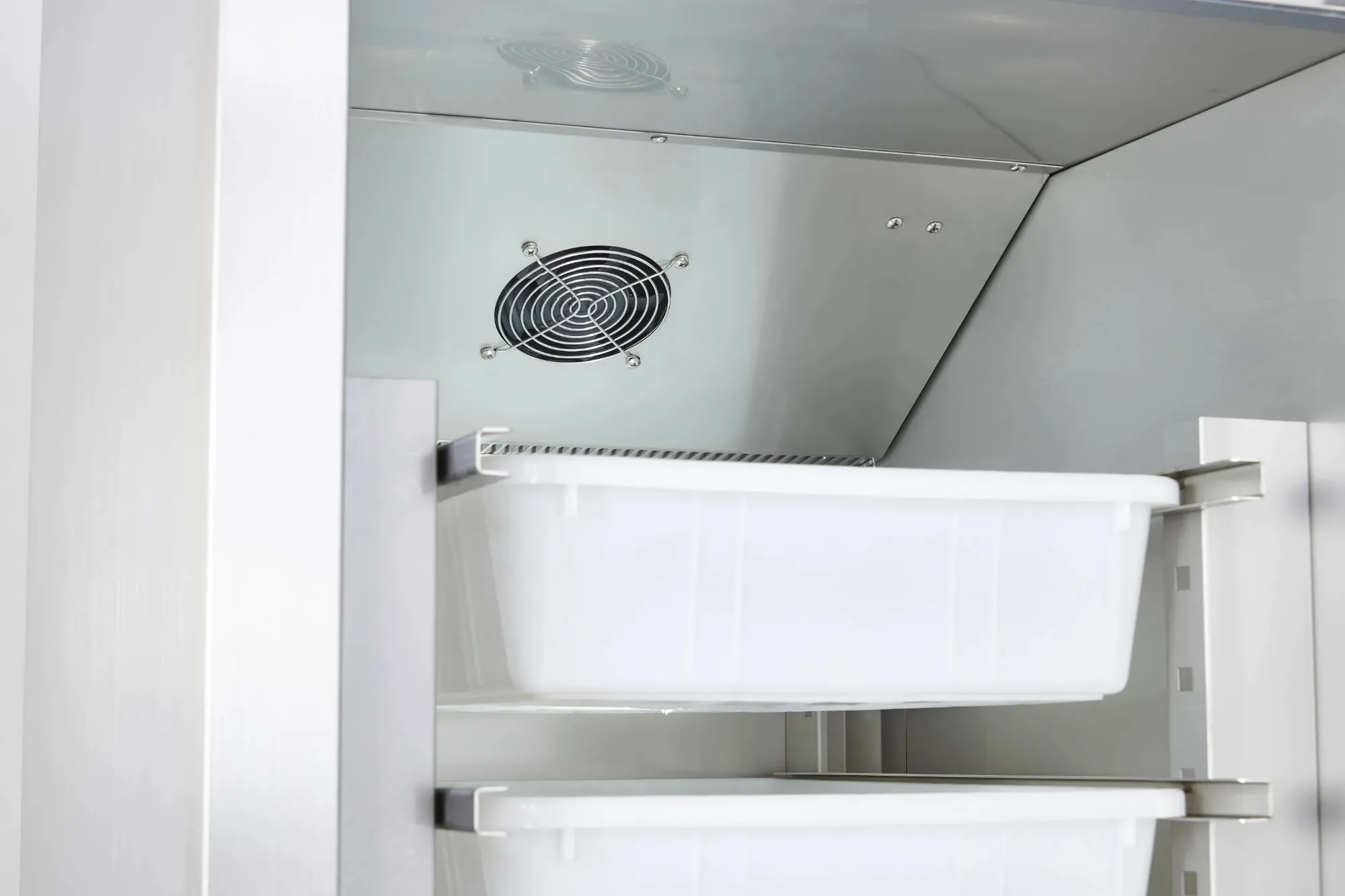 Picture of Sterling Pro Cobus SPR601FISH Single Door Fish Cabinet