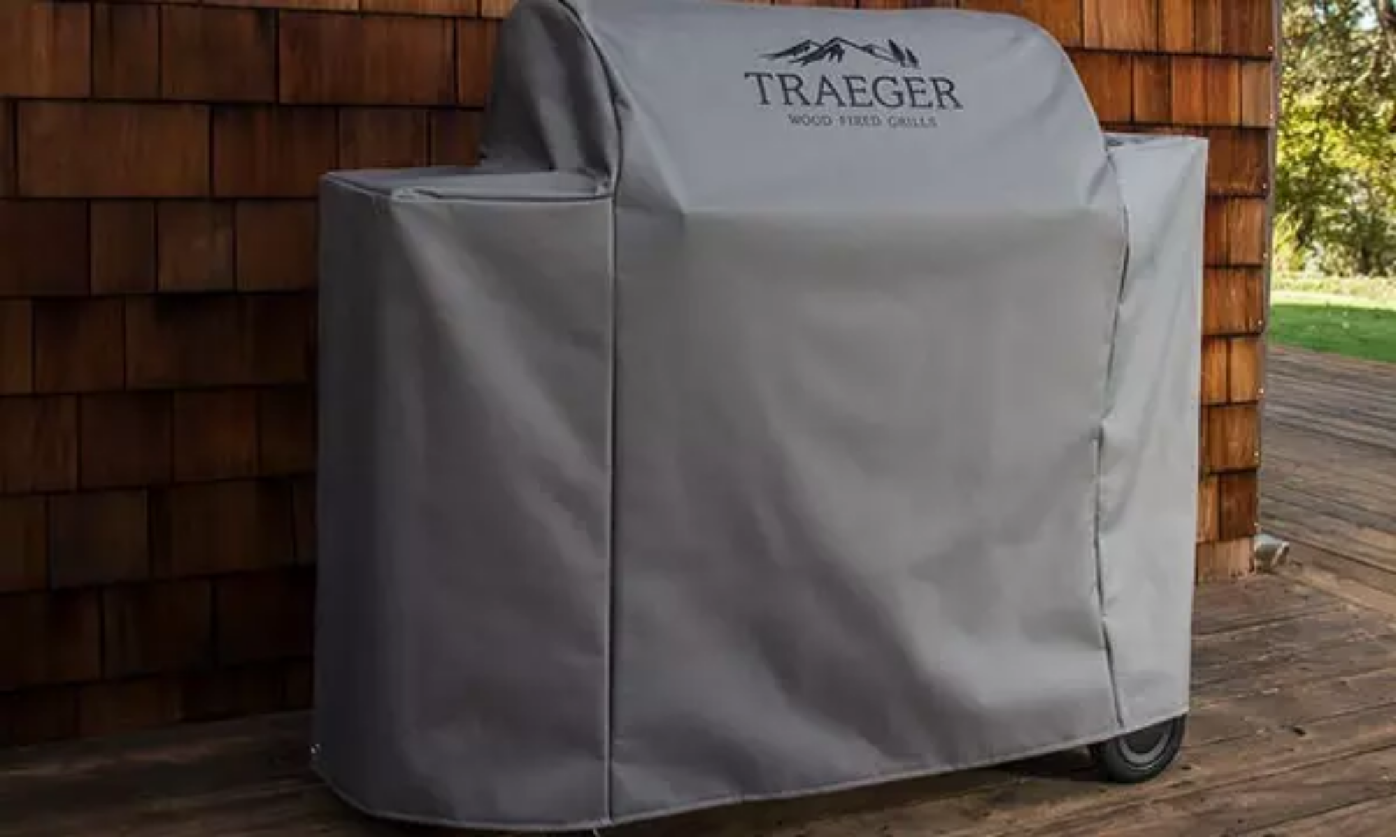 Picture of Traeger Ironwood 885 Full-Length Grill Cover