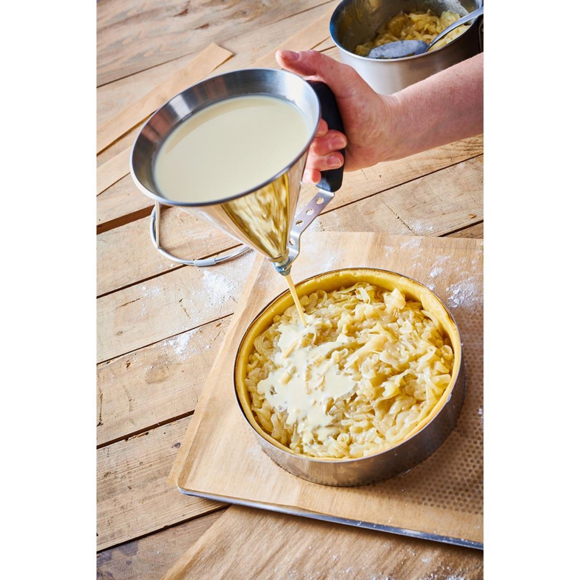 Picture of De Buyer Mini Automatic Piston Funnel 0.8ltr