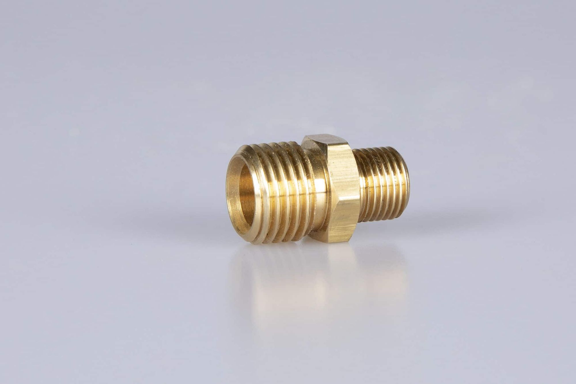 Picture of Archway Injector Holder c/w Nut & 8mm Olive - D6008