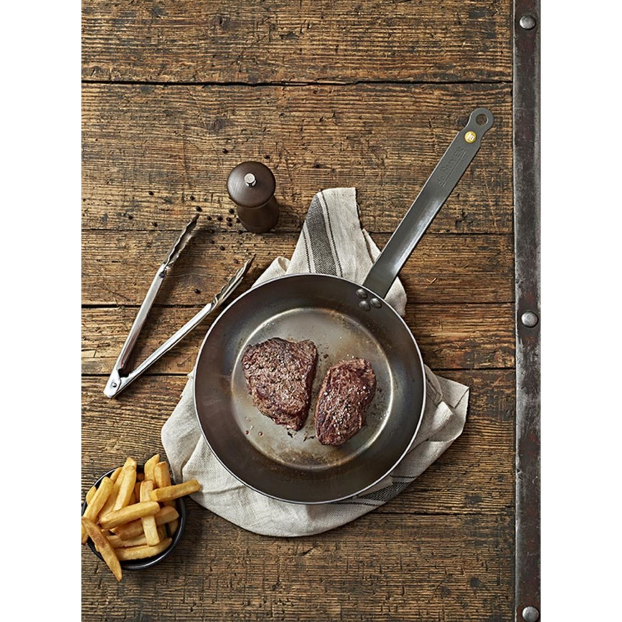 Picture of De Buyer Mineral B Black Iron Non-Stick Frying Pan 28cm