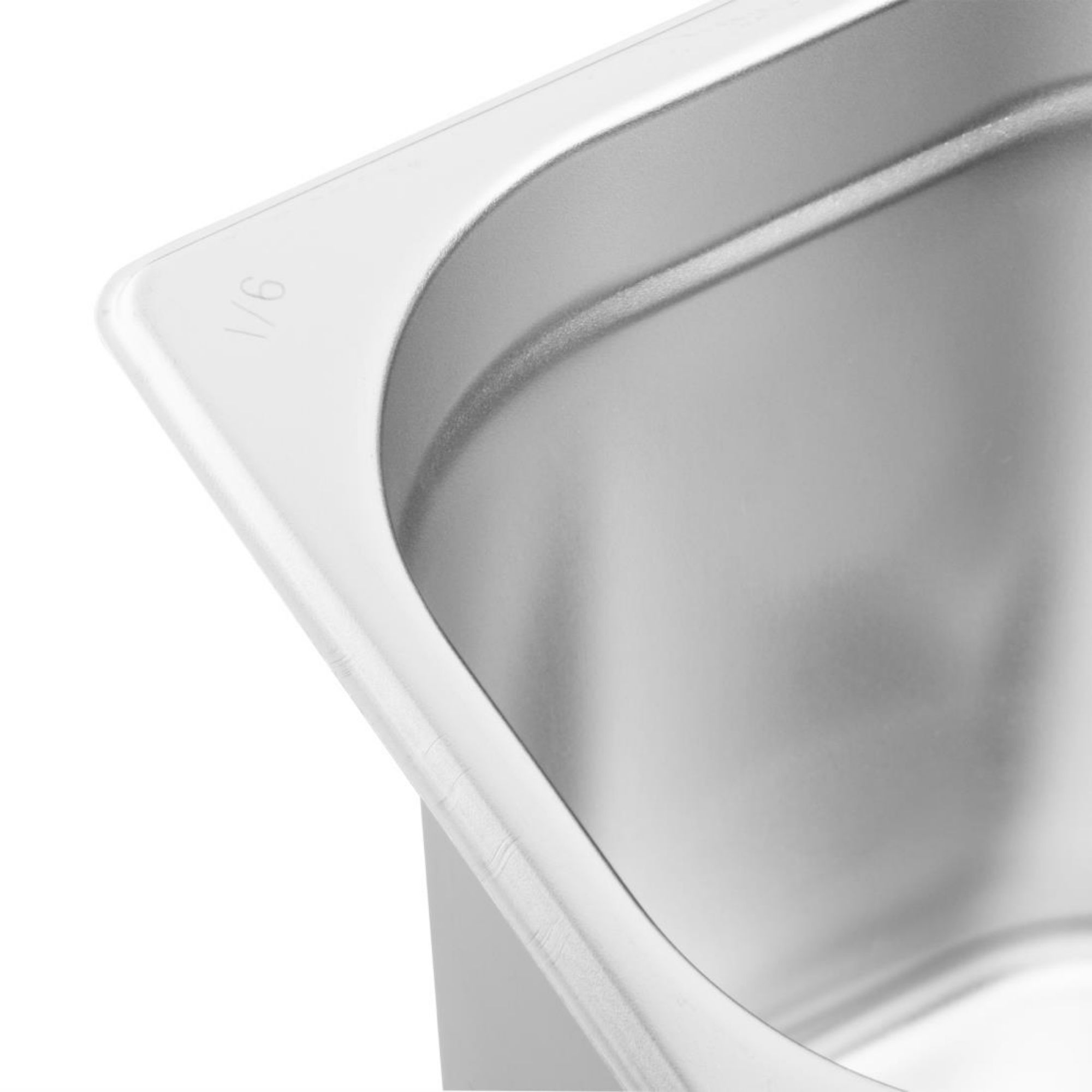 Picture of Vogue Stainless Steel 1/6 Gastronorm Tray 200mm