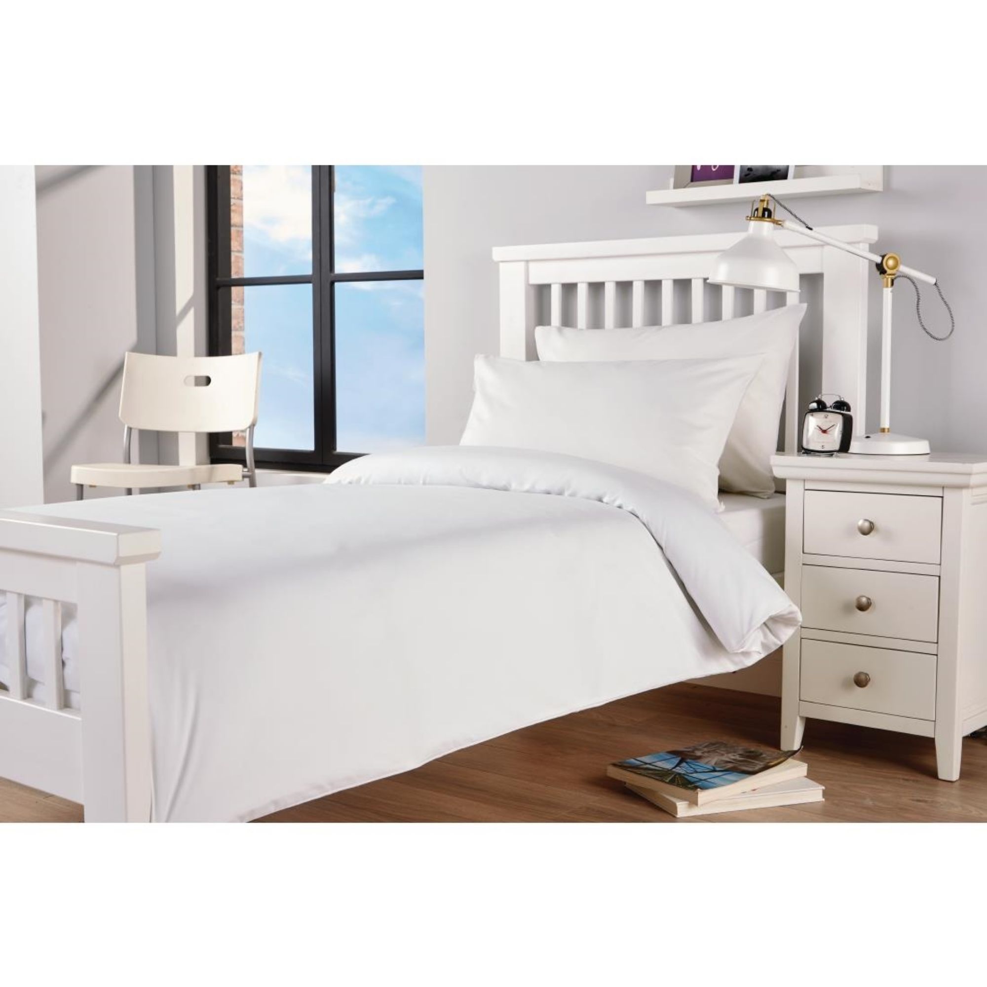 Picture of Mitre Essentials Spectrum Duvet Cover White Single - GT870