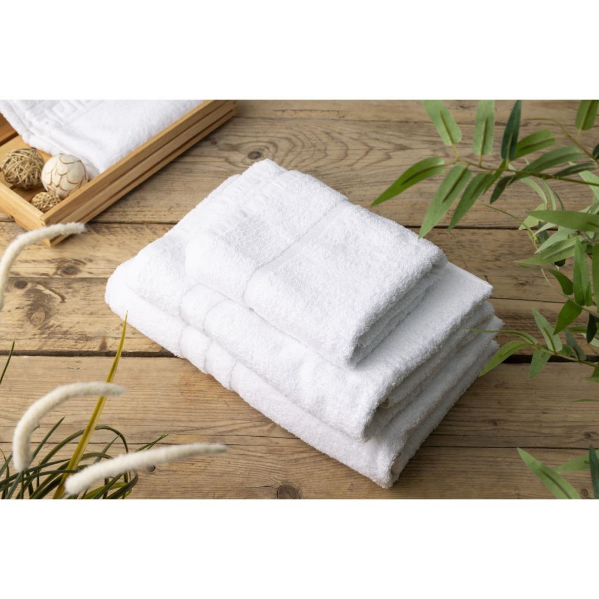 Picture of Mitre Comfort Nova Hand Towel White