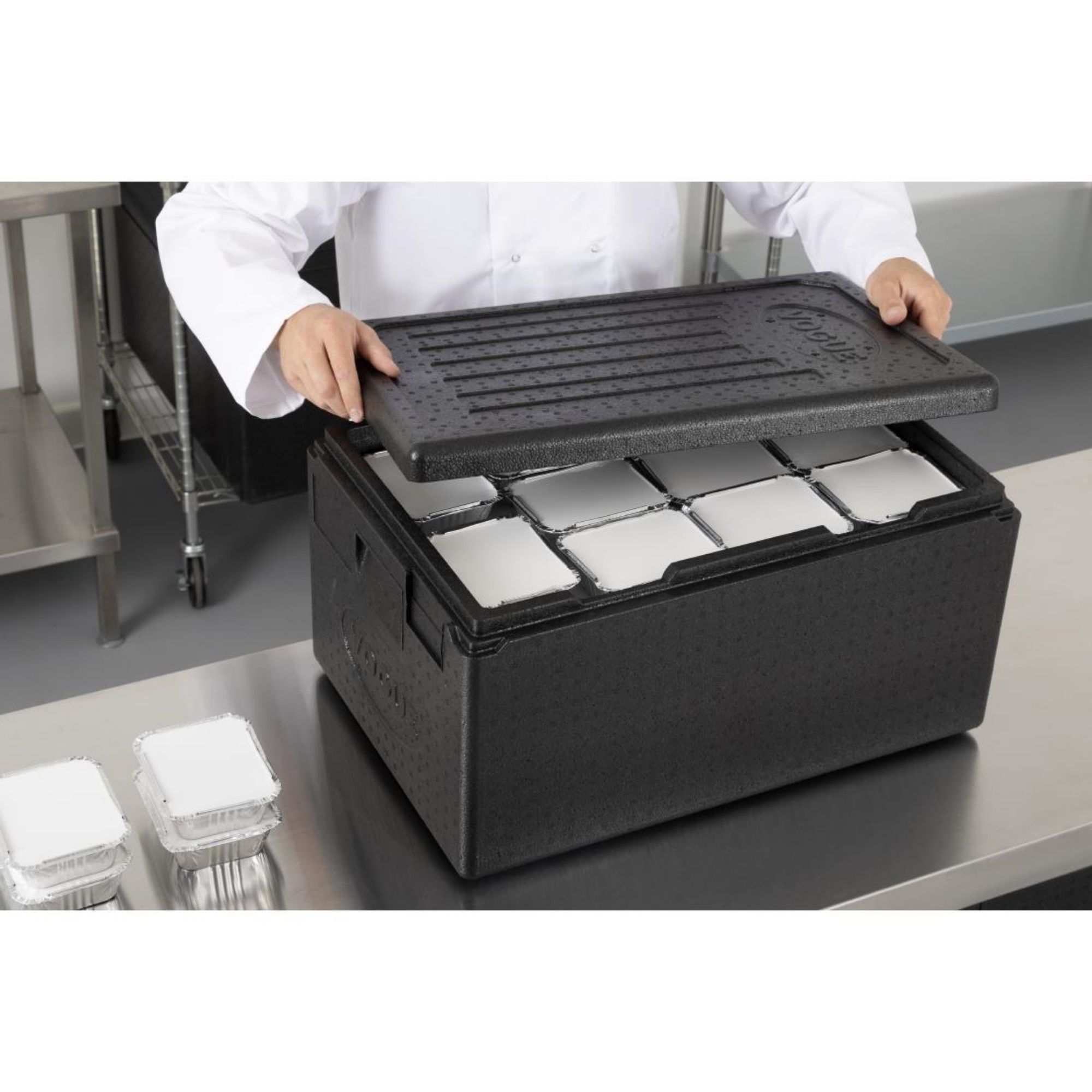 Picture of Vogue Insulated EPP Food Transport Box 46Ltr GN Size