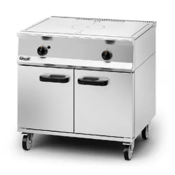 Picture of Lincat Opus 800 Natural Gas Free-standing Solid Top Oven Range - W 900 mm - 18.5 kW