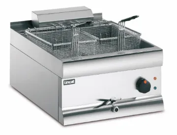 Picture of DF46 - Lincat Silverlink 600 Electric Counter-top Single Tank Fryer - 2 Baskets - W 450 mm - 6.0 kW