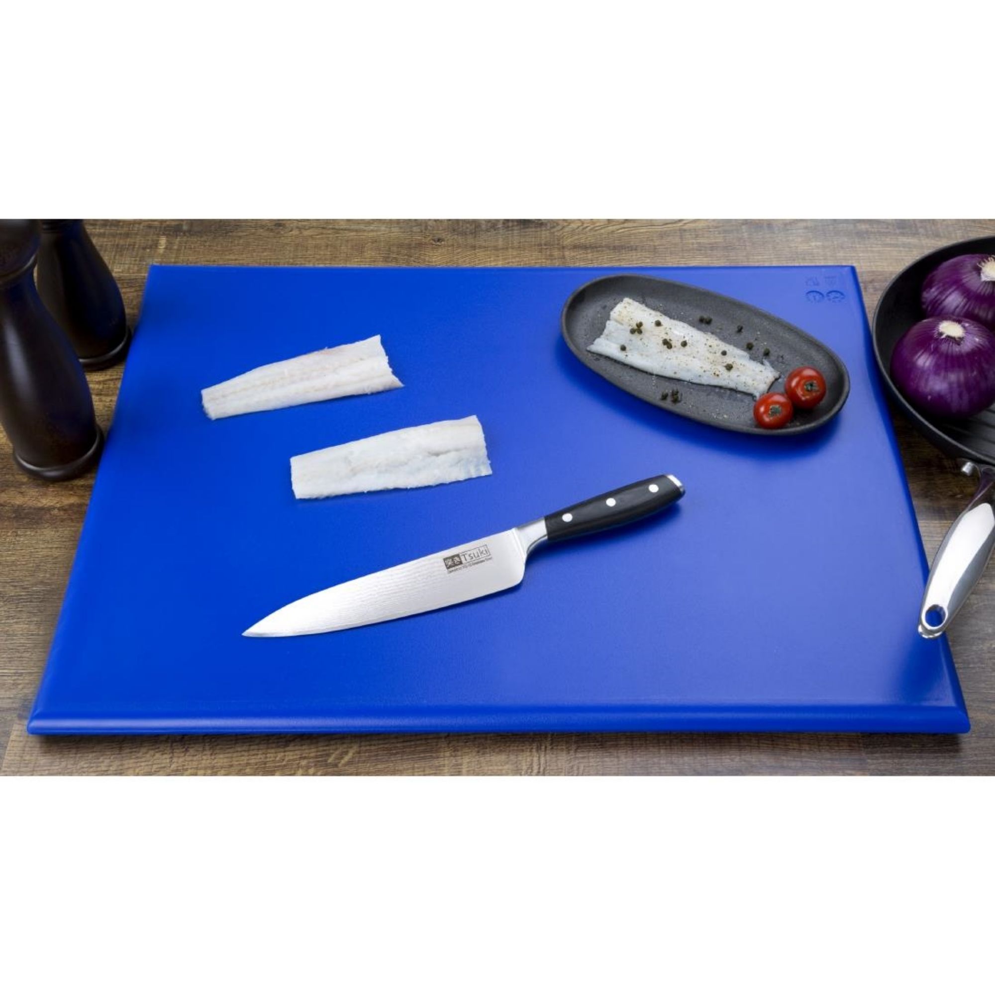 Picture of Hygiplas Thick High Density Blue Chopping Board Large 600x450x25mm