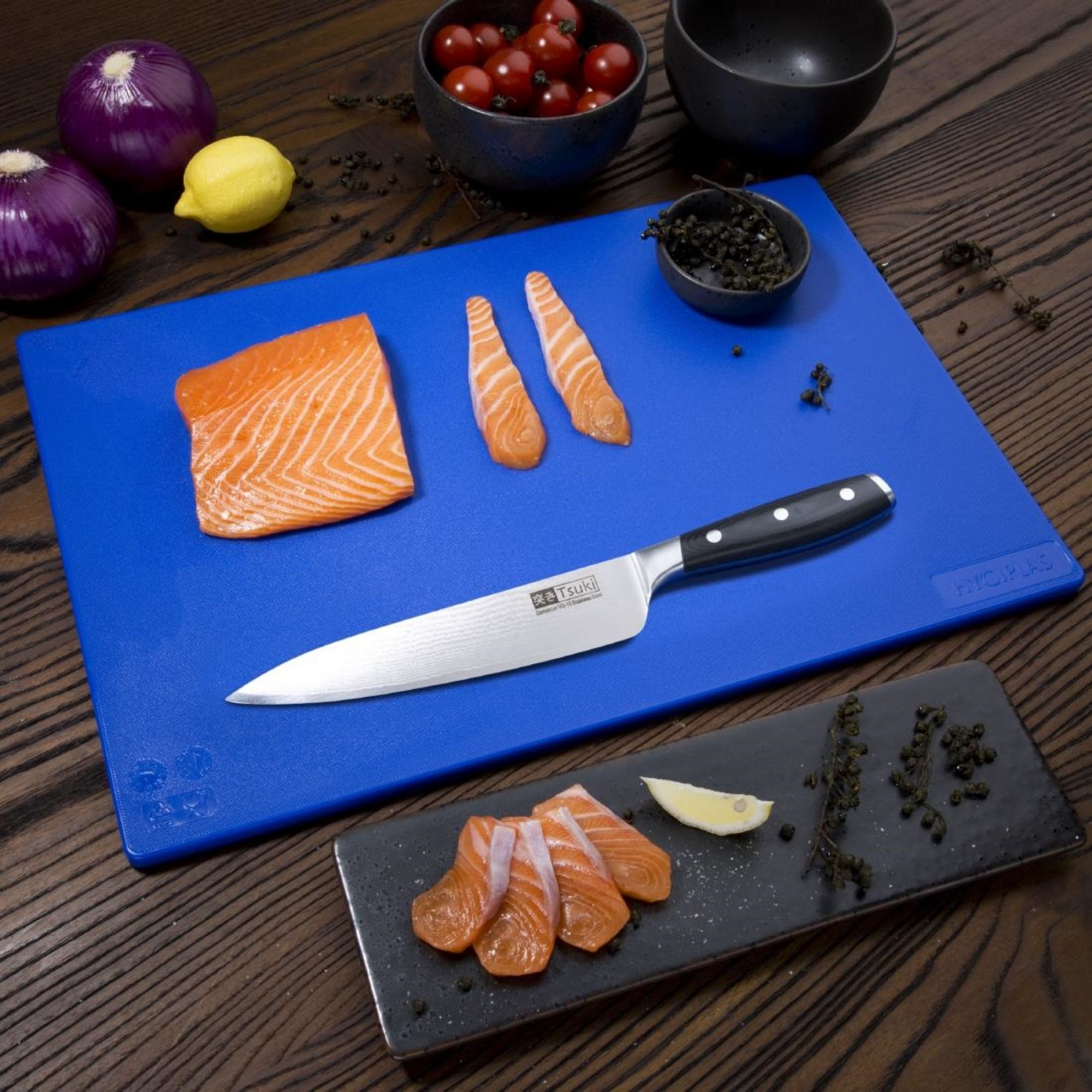 Picture of Hygiplas Low Density Blue Chopping Board Standard 450x300x12mm