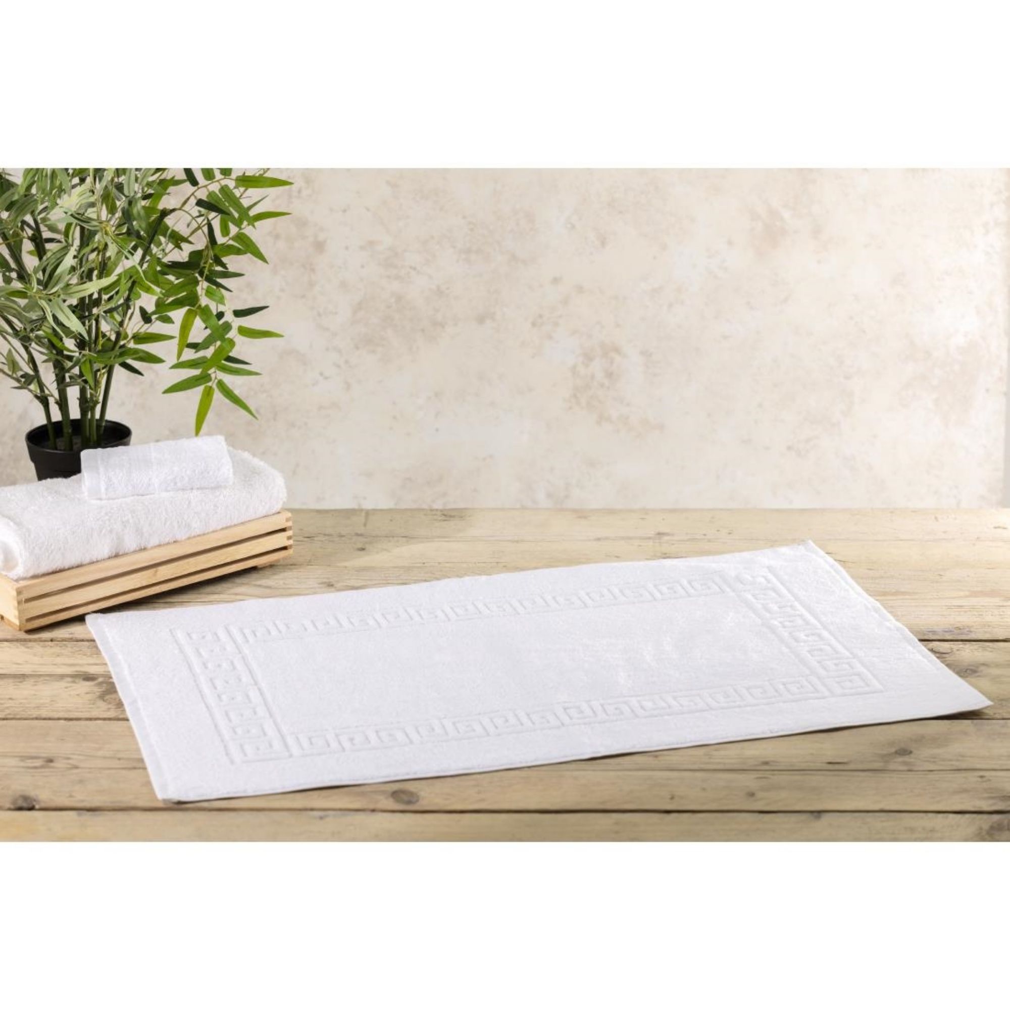 Picture of Mitre Comfort Nova Bath Mat White