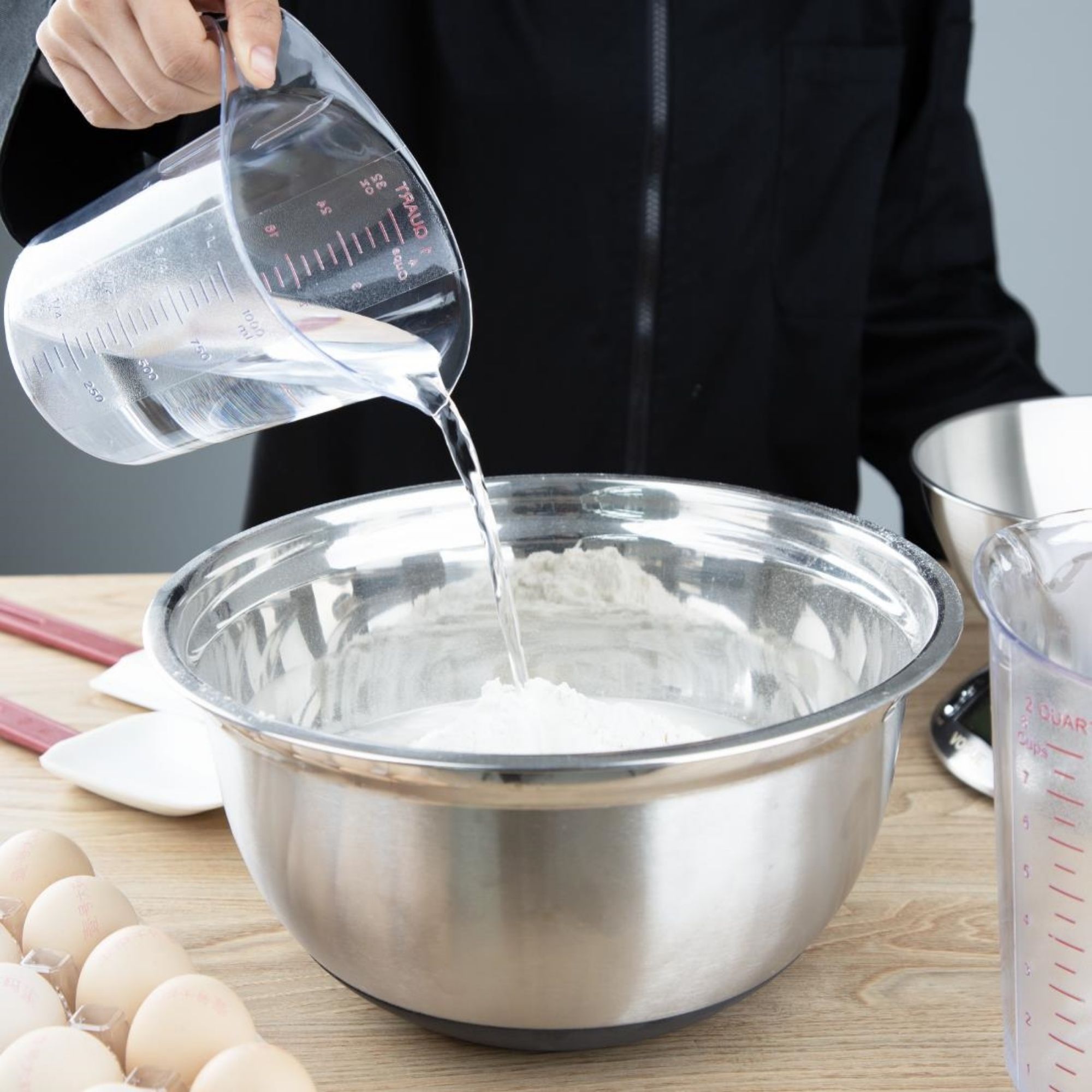 Picture of Vogue Polycarbonate Measuring Jug 2Ltr