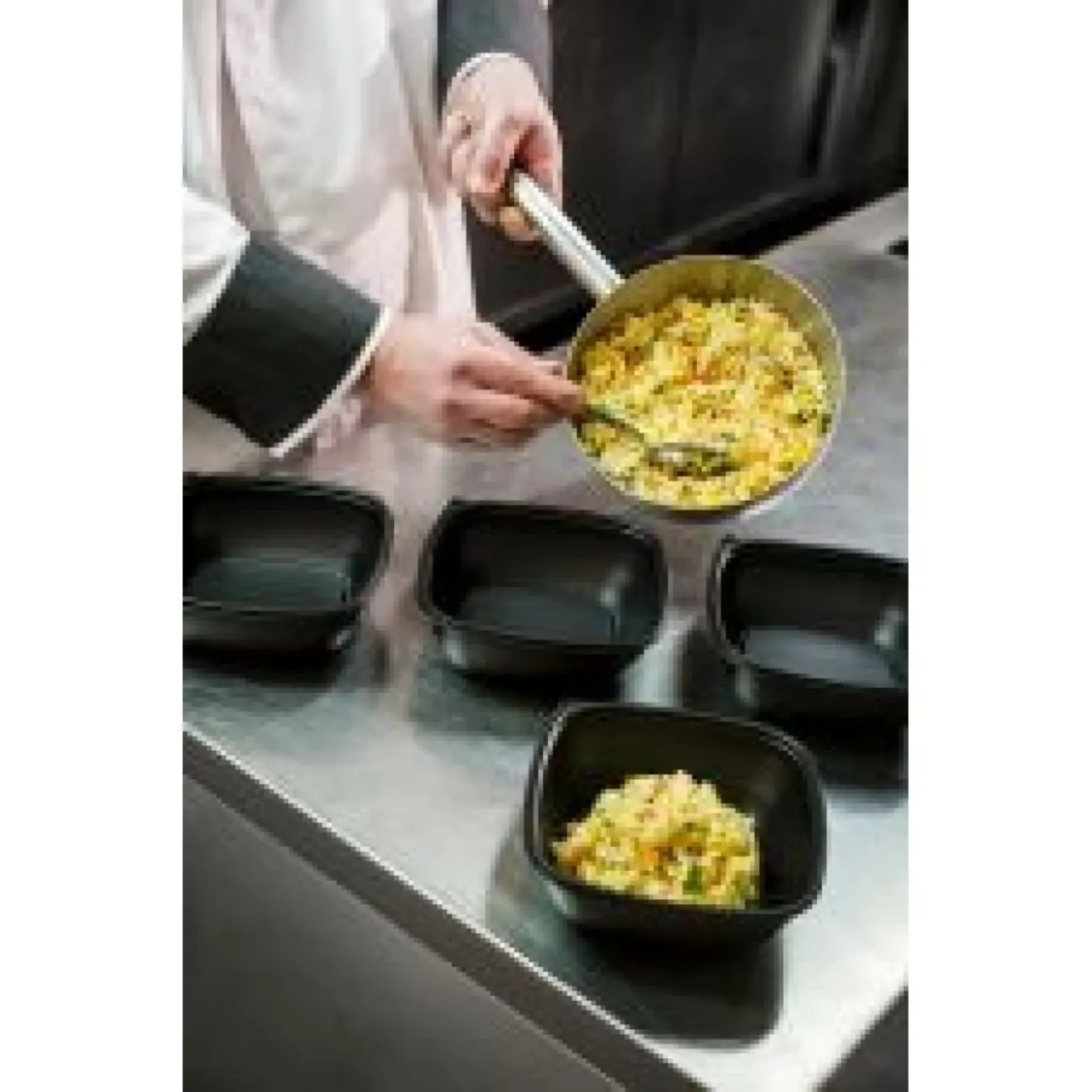 Picture of Sabert 750ml Black Square Bowl X 300