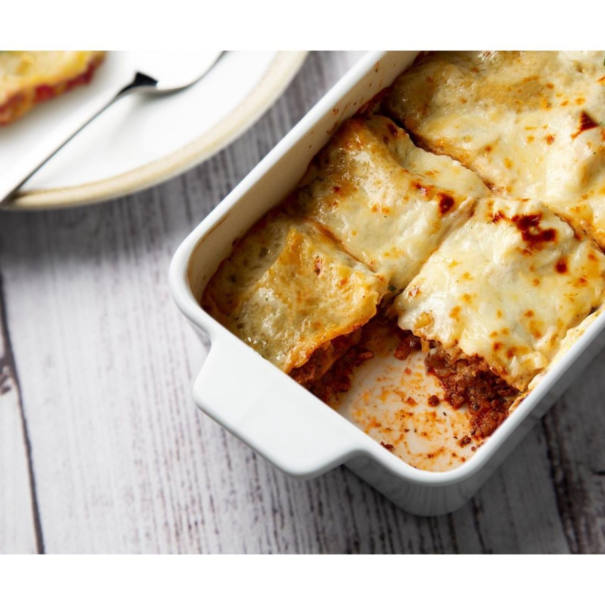 Picture of Olympia Whiteware Lasagne Dishes 200x110mm (4 Pack)