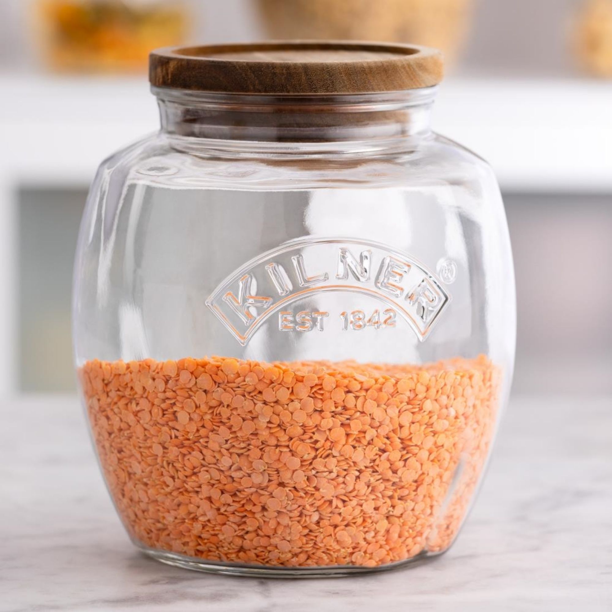 Picture of Kilner Universal Jar with Acacia Wooden Lid 2Ltr