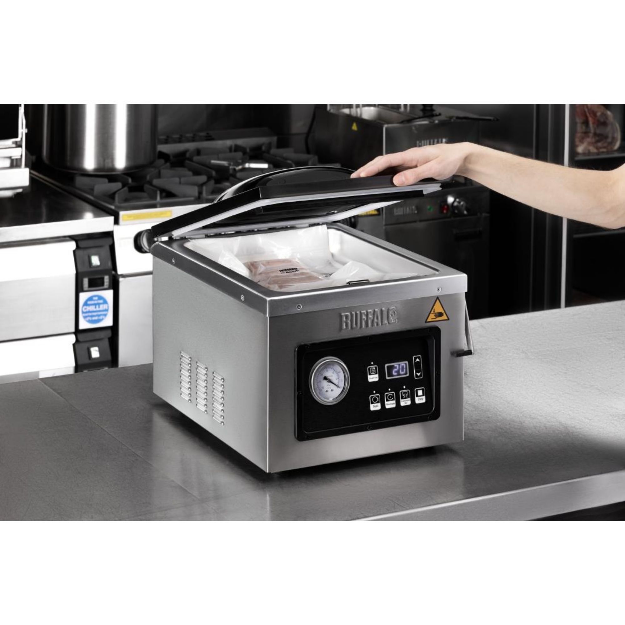 Picture of Buffalo Oil Pump Chamber Vac Pack Machine 9Ltr