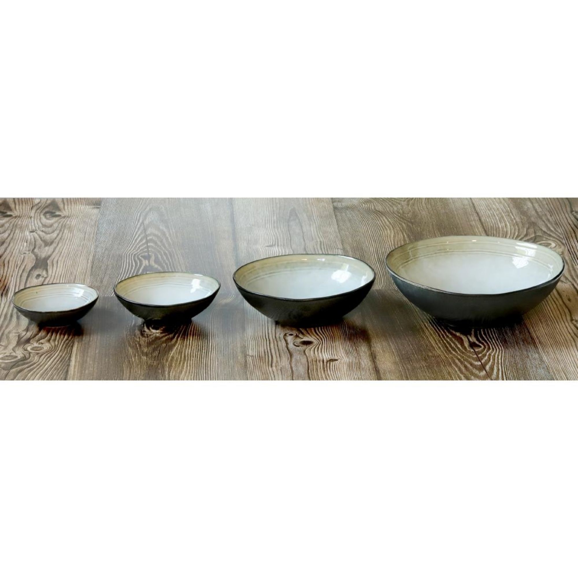 Picture of Amefa Medard De Noblat Shadow Pearl Bowls 195mm (6 Pack)