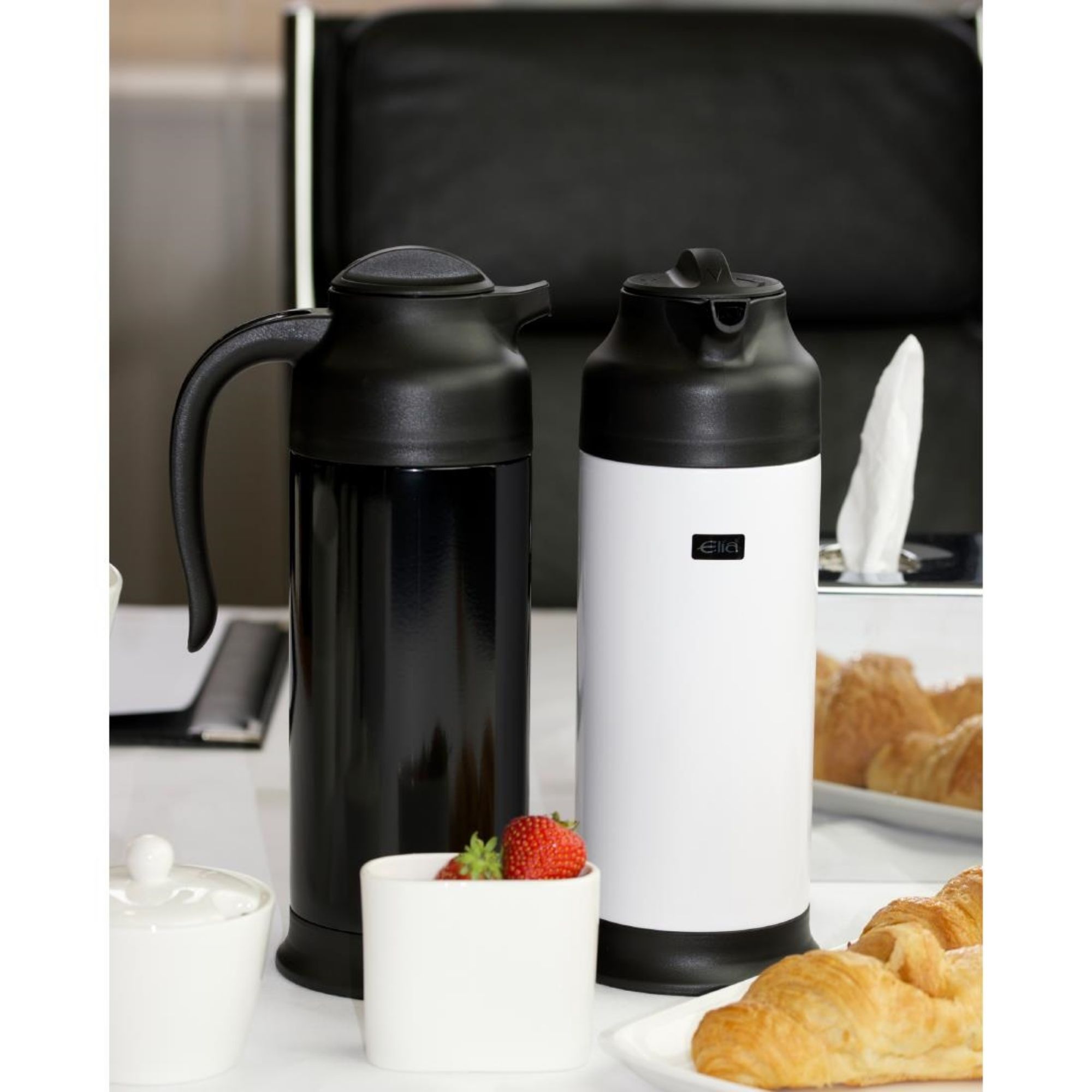 Picture of Elia Shatterproof Stainless Steel Vacuum Jug 700ml