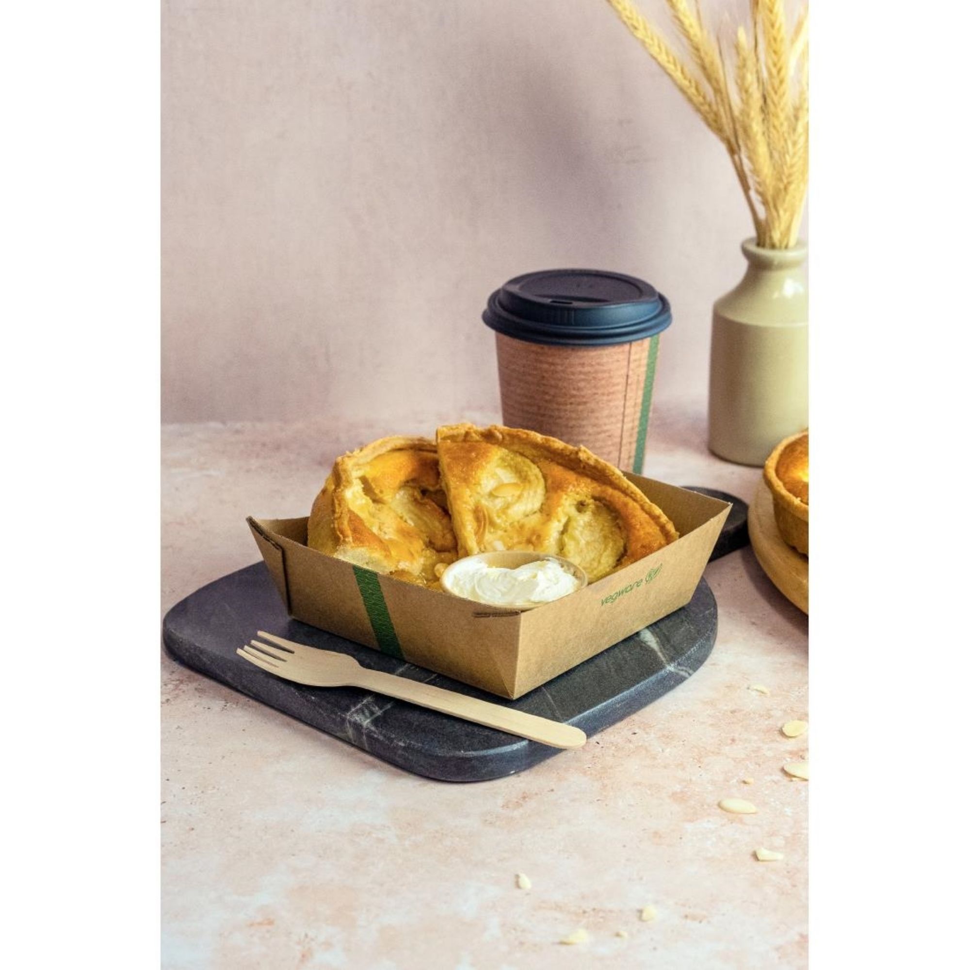Picture of Vegware Microflute Food Trays Medium 150x150mm (270 Pack)