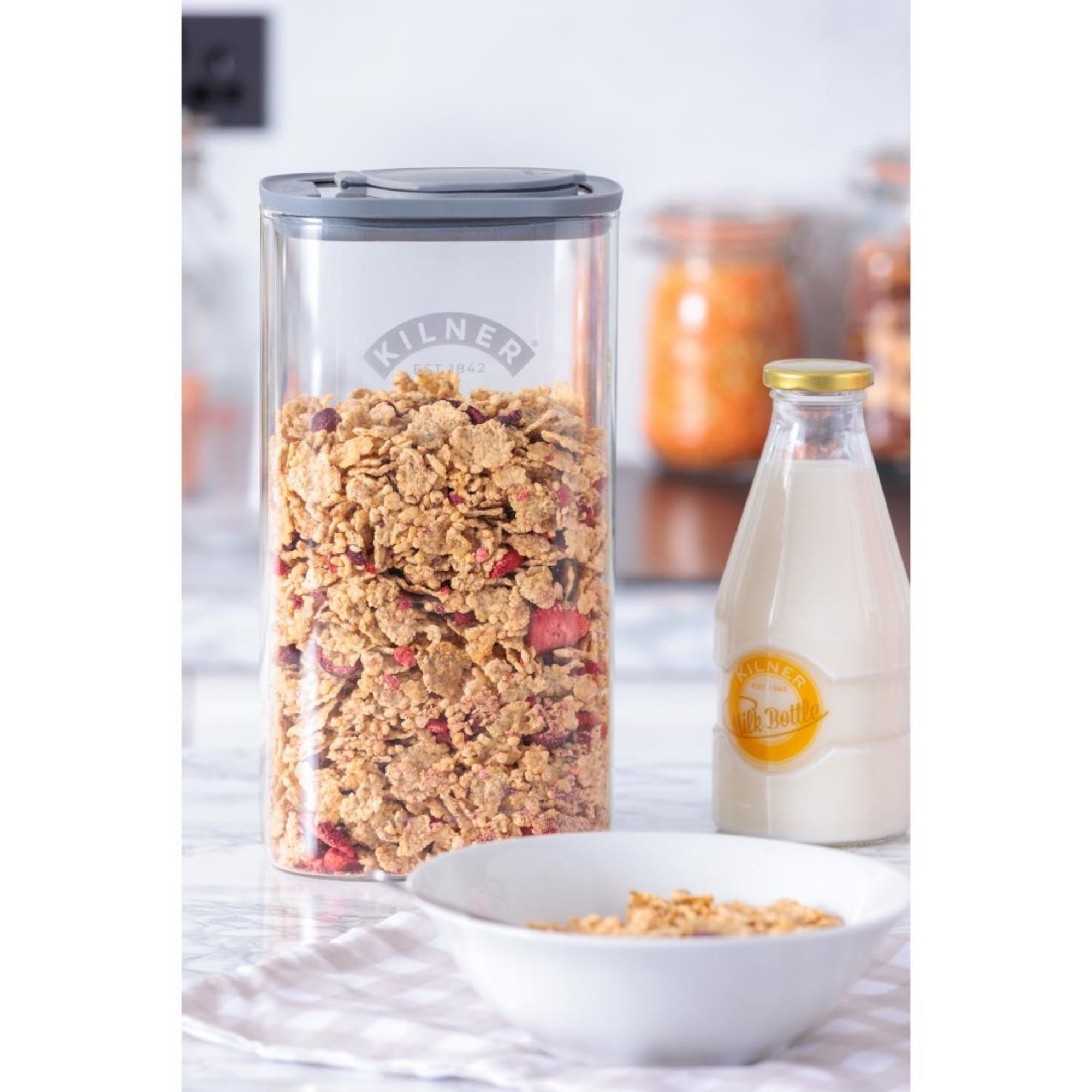 Picture of Kilner Fresh Dry Food Storage Dispenser 3Ltr