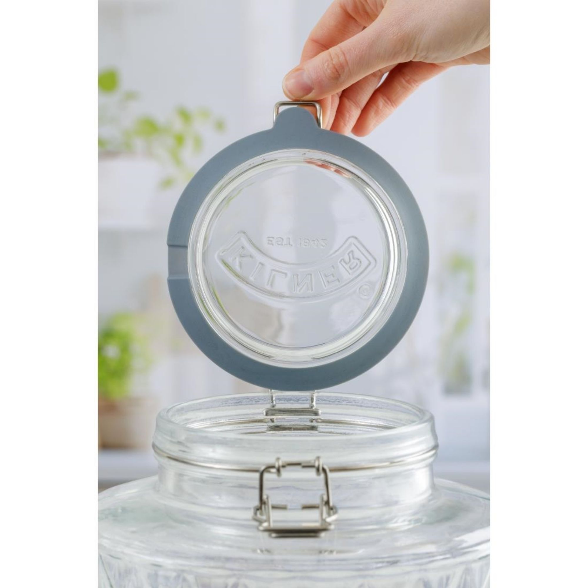Picture of Kilner Clip Top Diamond Dispenser with Stainless Steel Tap 5Ltr