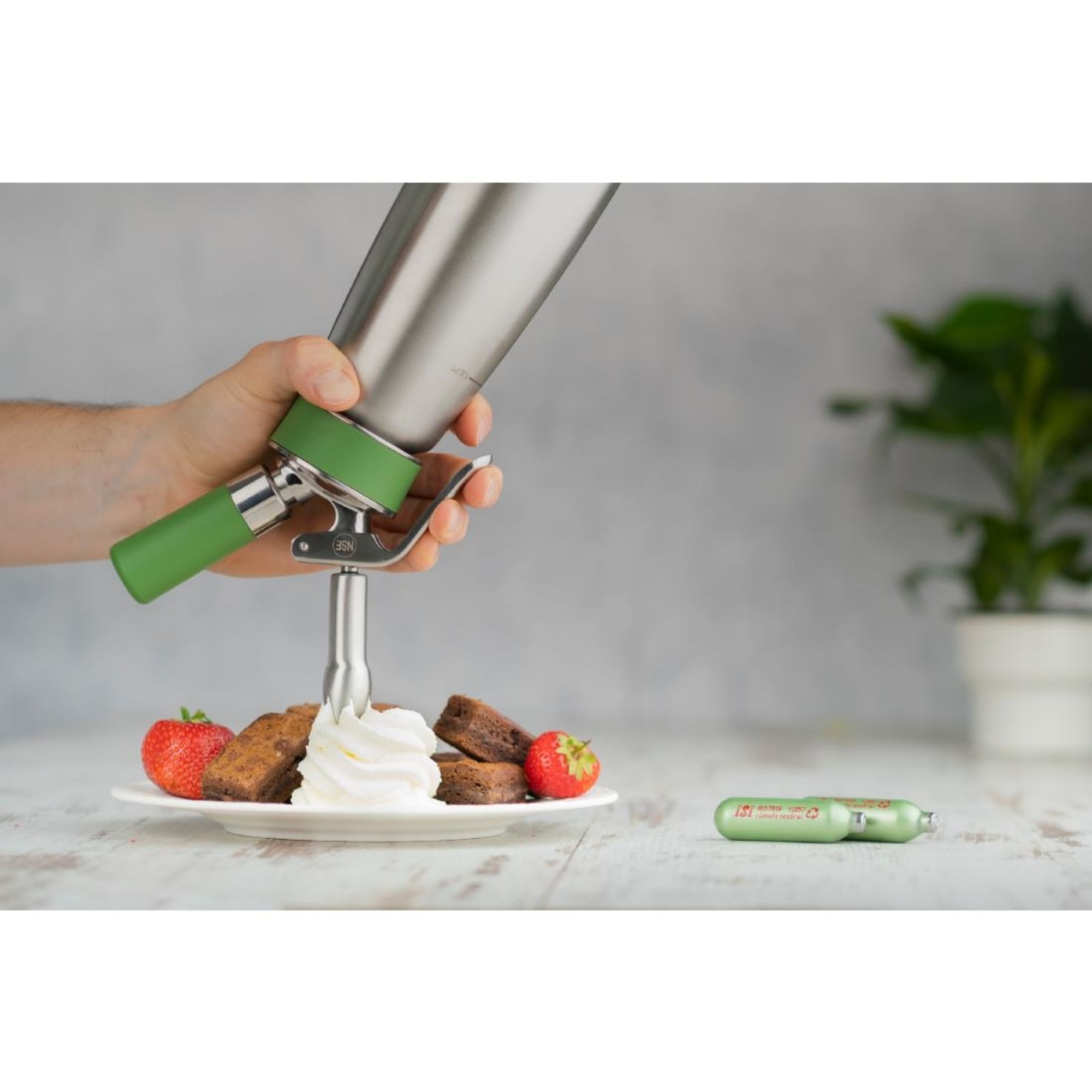 Picture of ISI Professional ECO Whipped Cream Dispenser 1Ltr