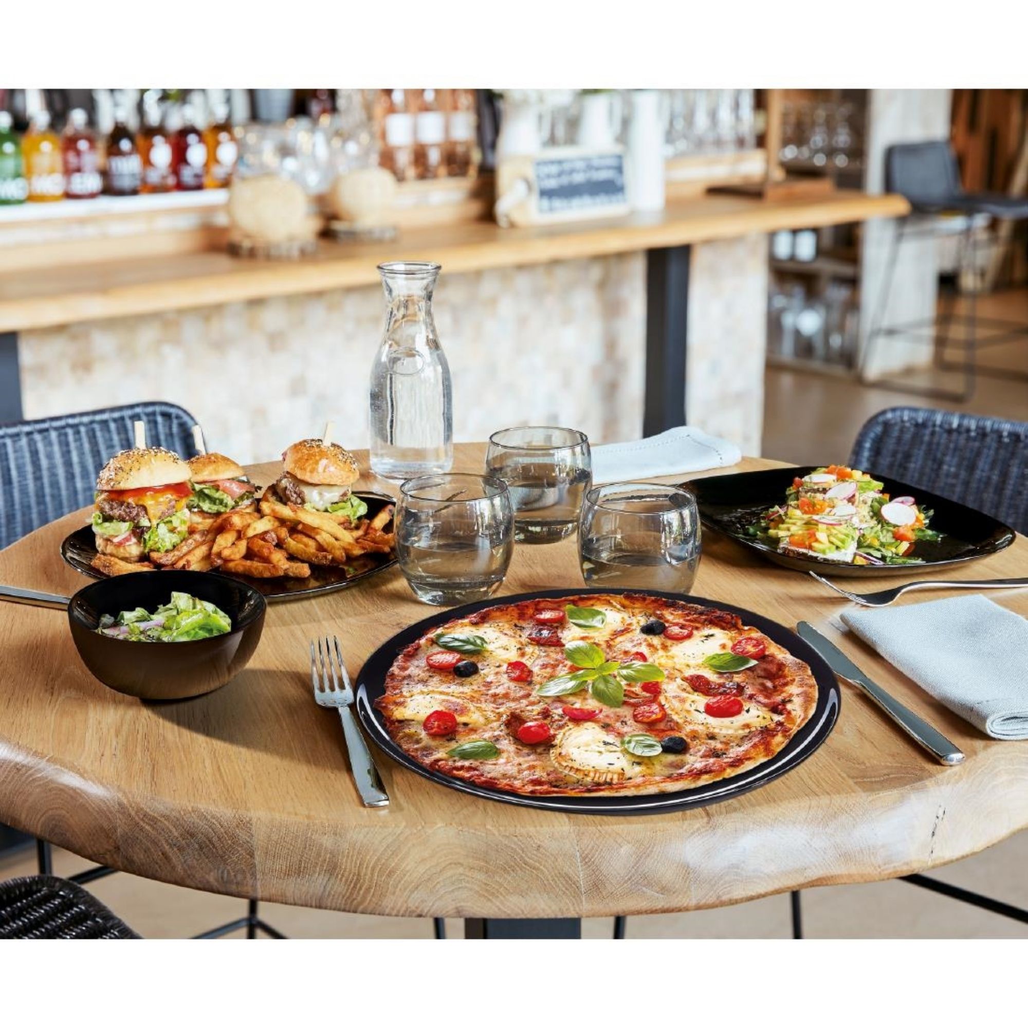 Picture of Arcoroc Evolutions Pizza Plates White 320mm (12 Pack)