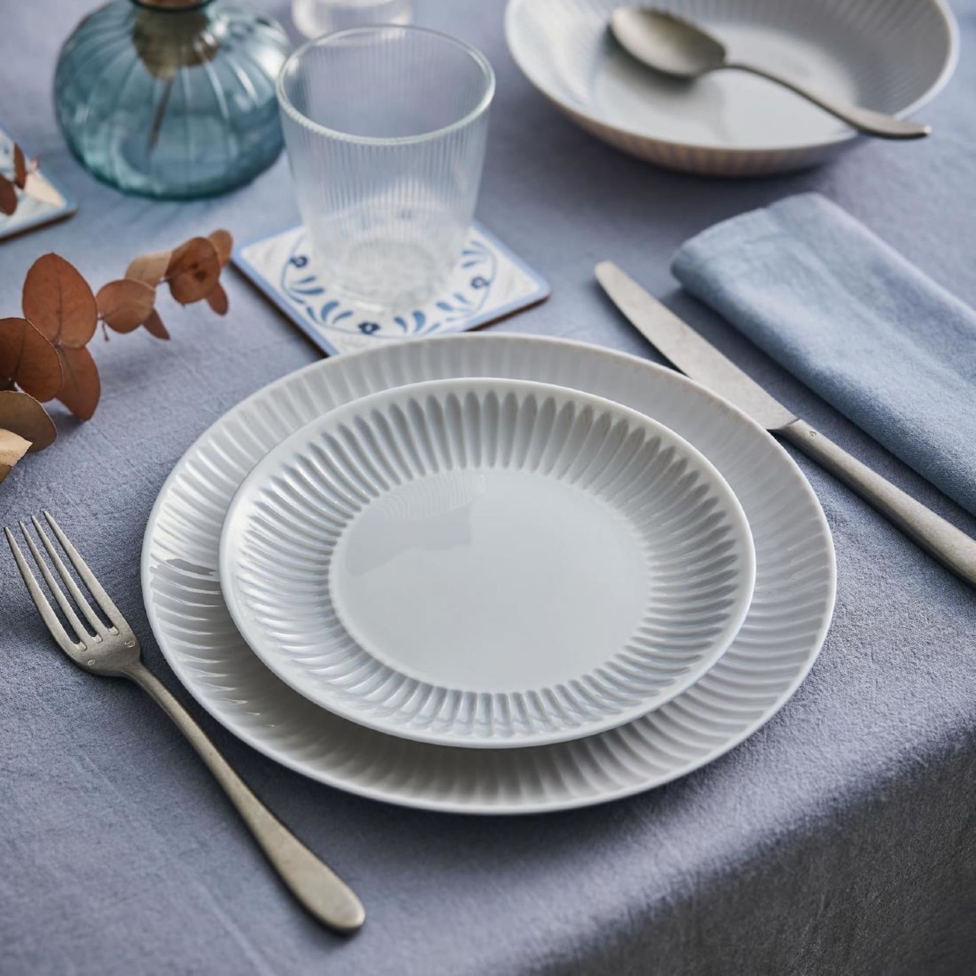 Picture of Luminarc Cottage Grey Dinner Plates 250mm (24 Pack)