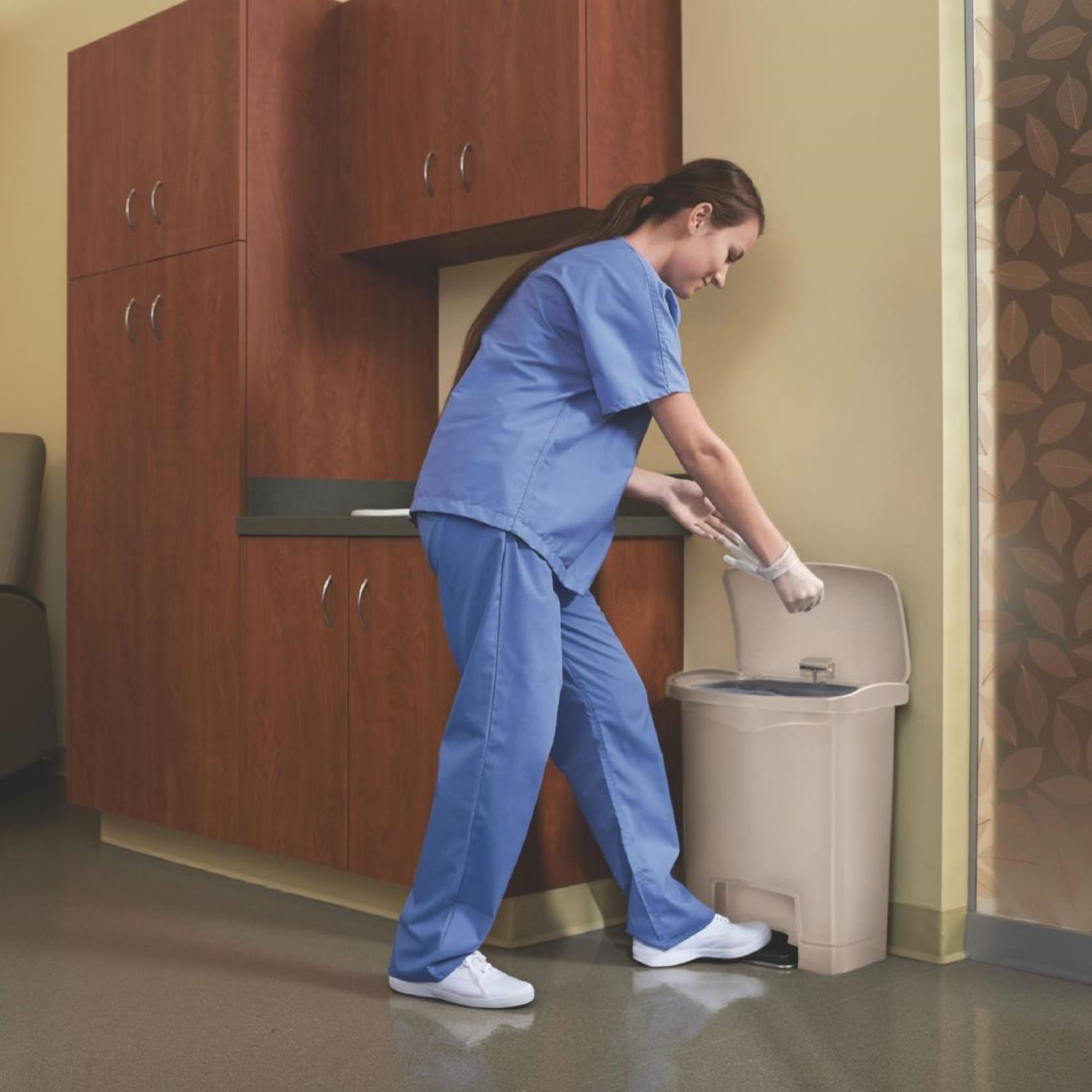 Picture of Rubbermaid Slim Jim Front Step-On Pedal Bin Beige 30Ltr