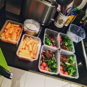 Picture of Plastic Takeaway Container &  Lid 500cc