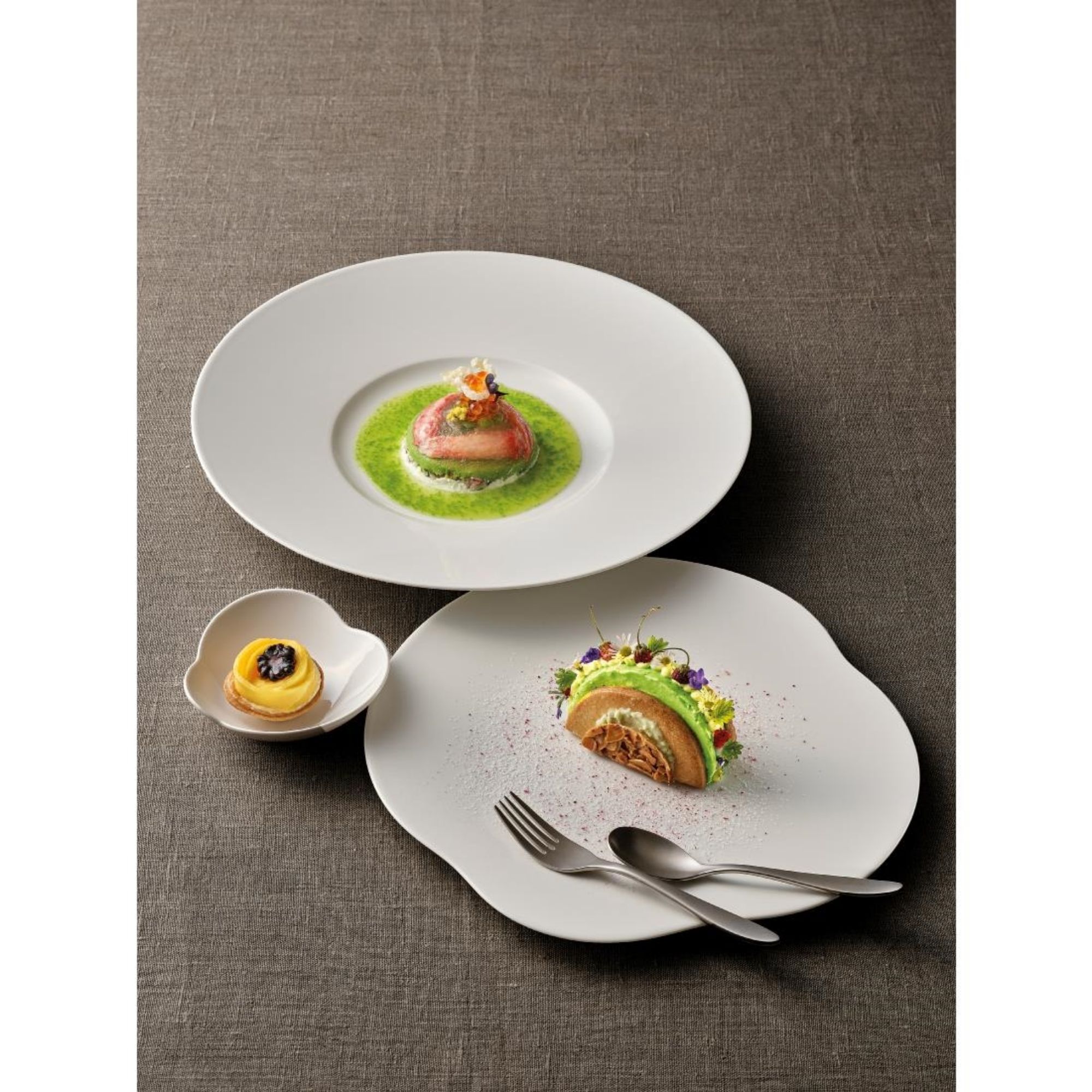Picture of Schonwald Kumo Rimmed Plates 310mm (6 Pack)